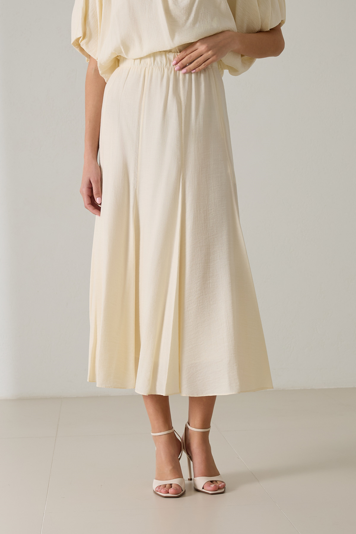 Krem Belden Lastik Detaylı Midi Boy Etek Kadın Kategorisiz modelleri