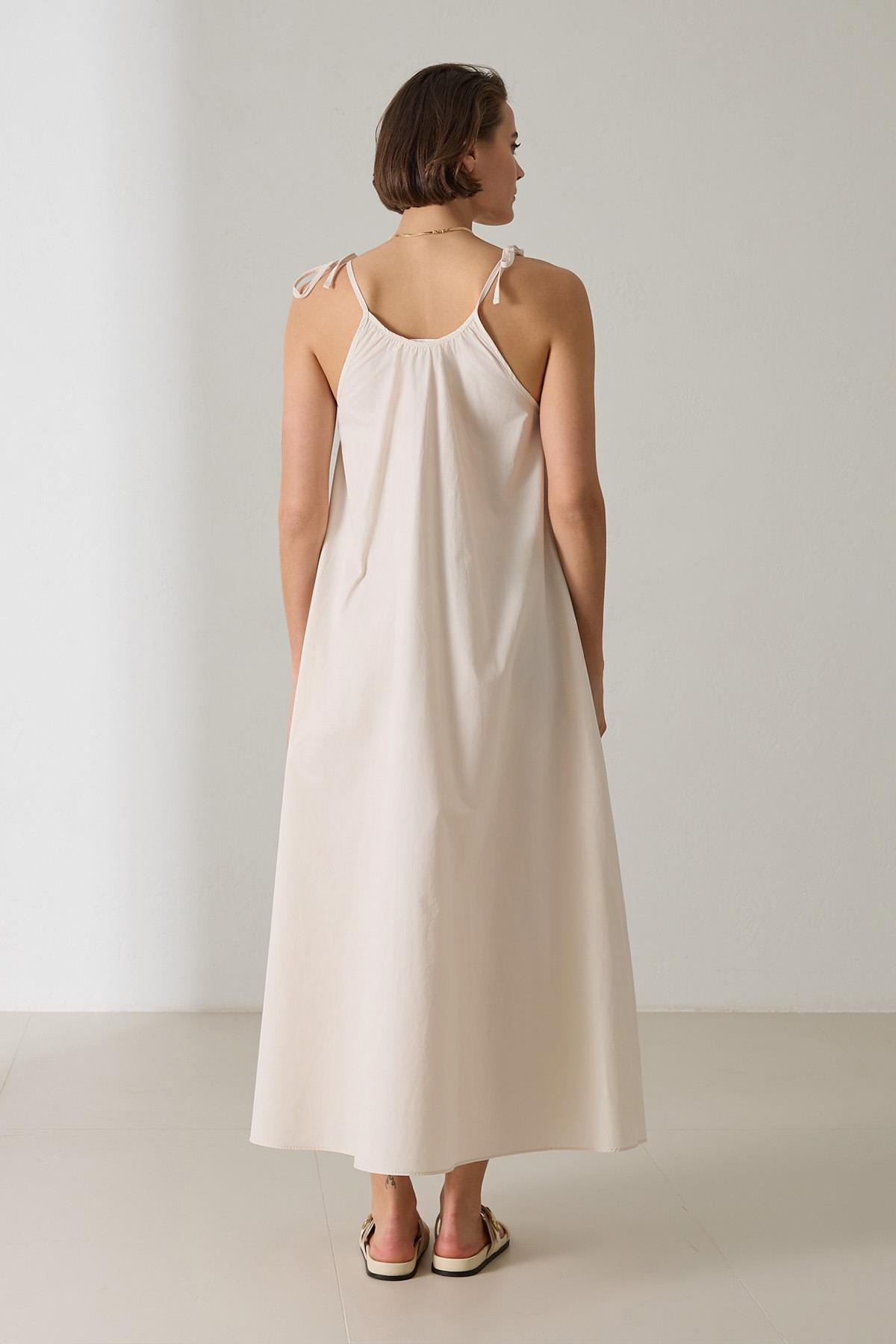 Krem Omuz Detaylı Pamuklu Rahat Kalıp Elbise Kadın Kategorisiz modelleri