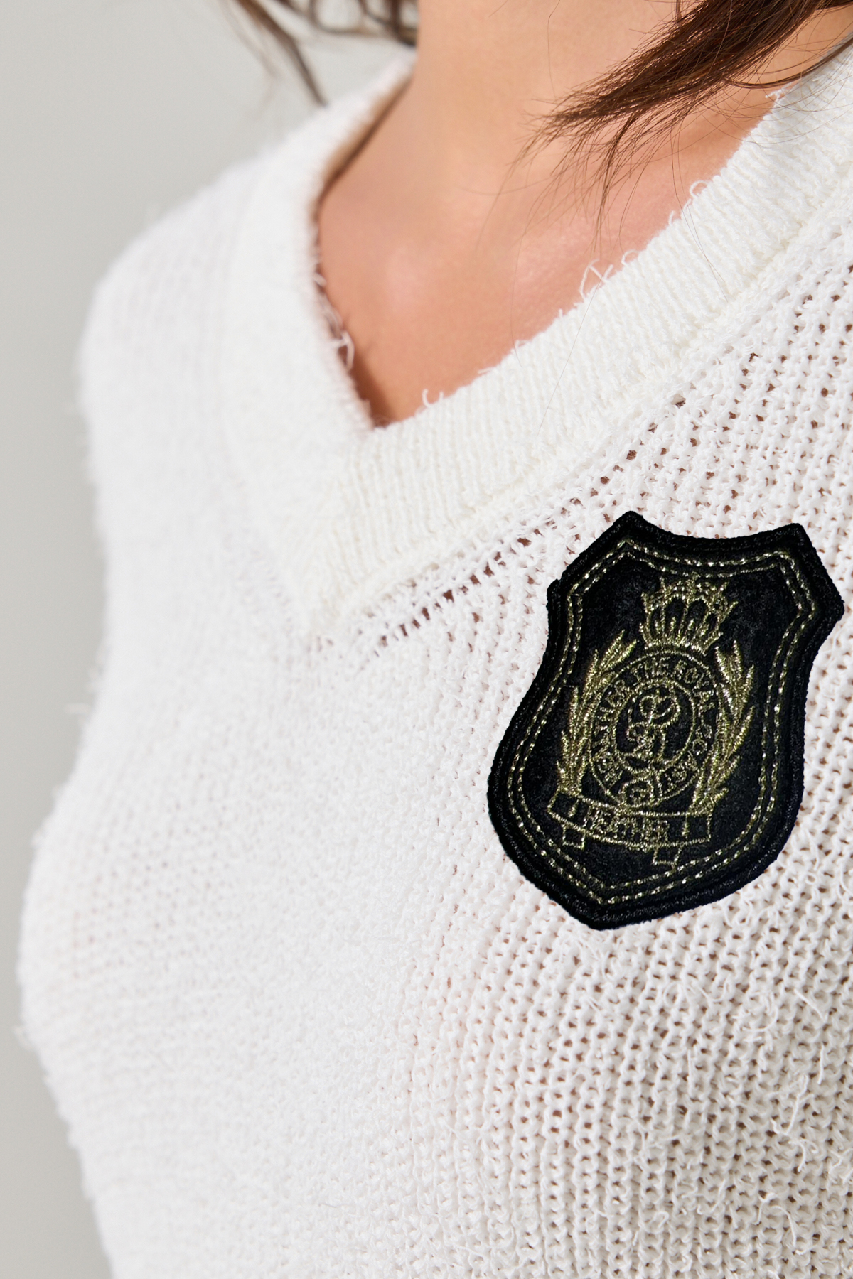 Krem V Yaka Nakış Detaylı Kolsuz Triko Kadın Triko modelleri