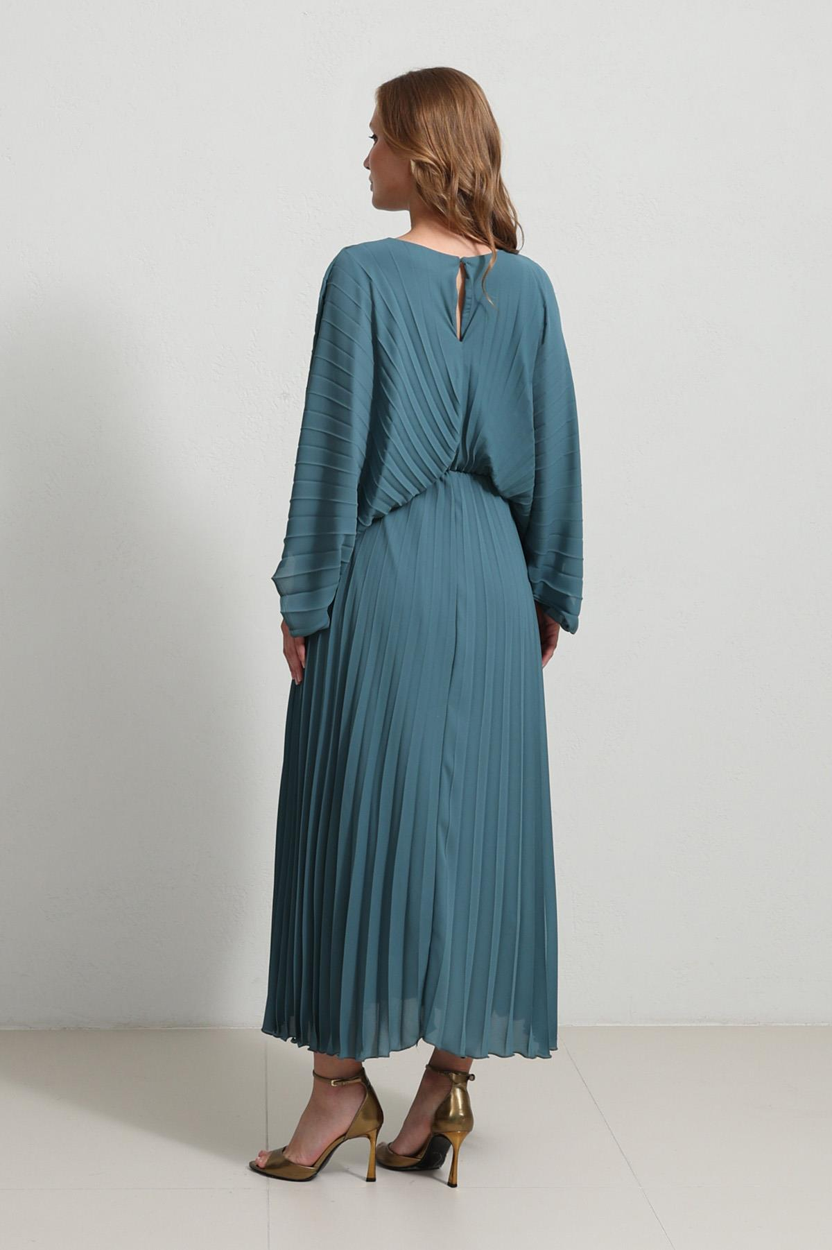 Kuvars Piliseli Yaka Detaylı Belden Oturtmalı Elbise Kadın Günlük Elbise modelleri