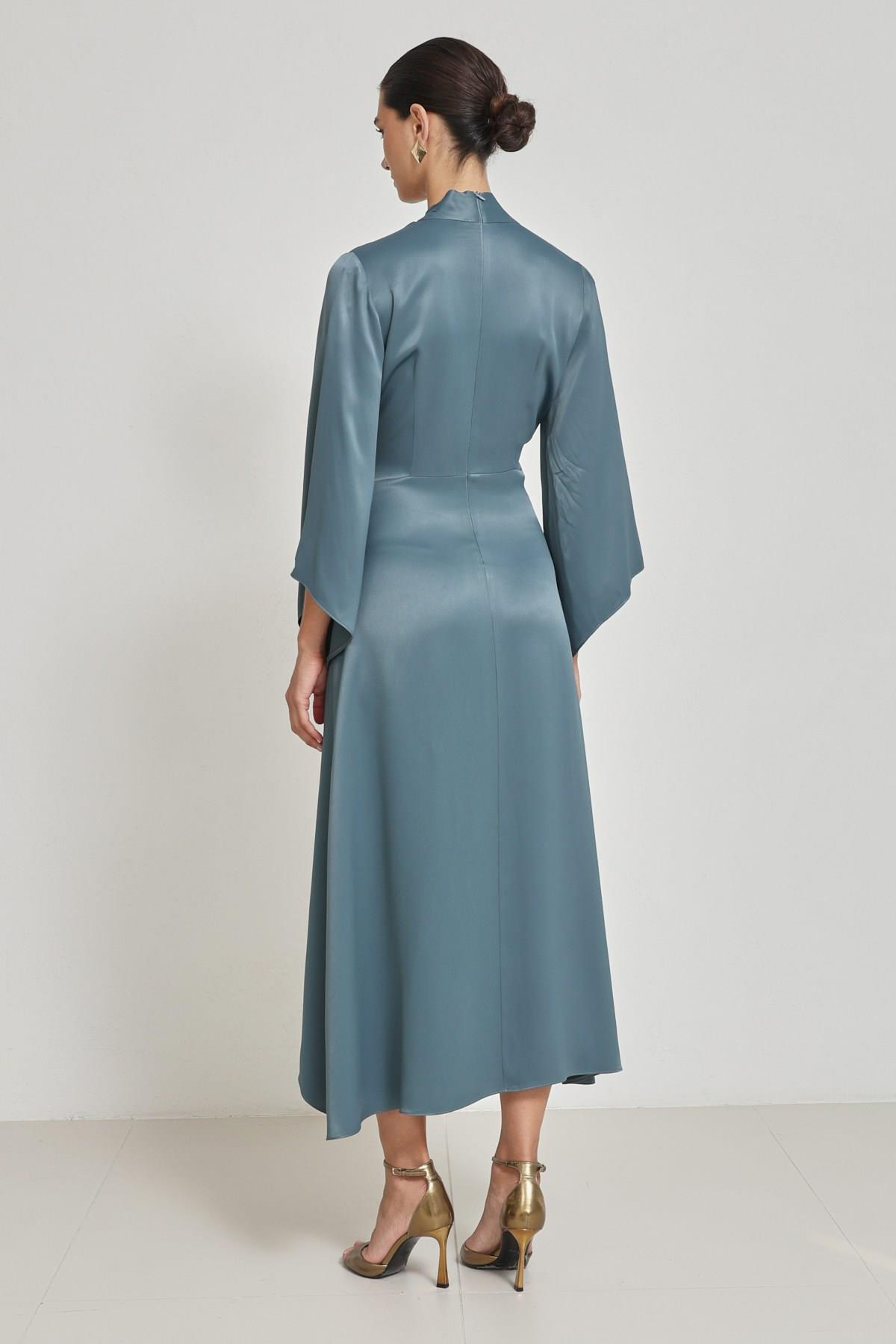 Kuvars V Yaka Bel Ve Kol Detaylı Midi Boy Elbise Kadın Günlük Elbise modelleri