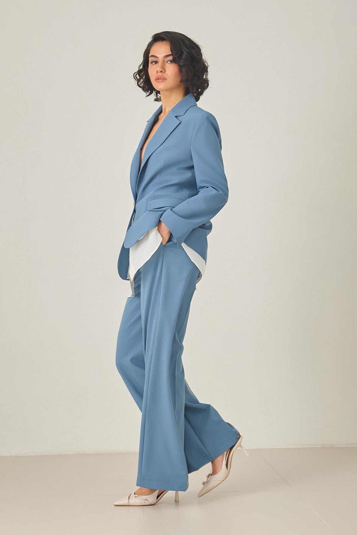 Mavi Tek Düğme Ve Gömlek Detaylı Ceket Kadın Ceket modelleri