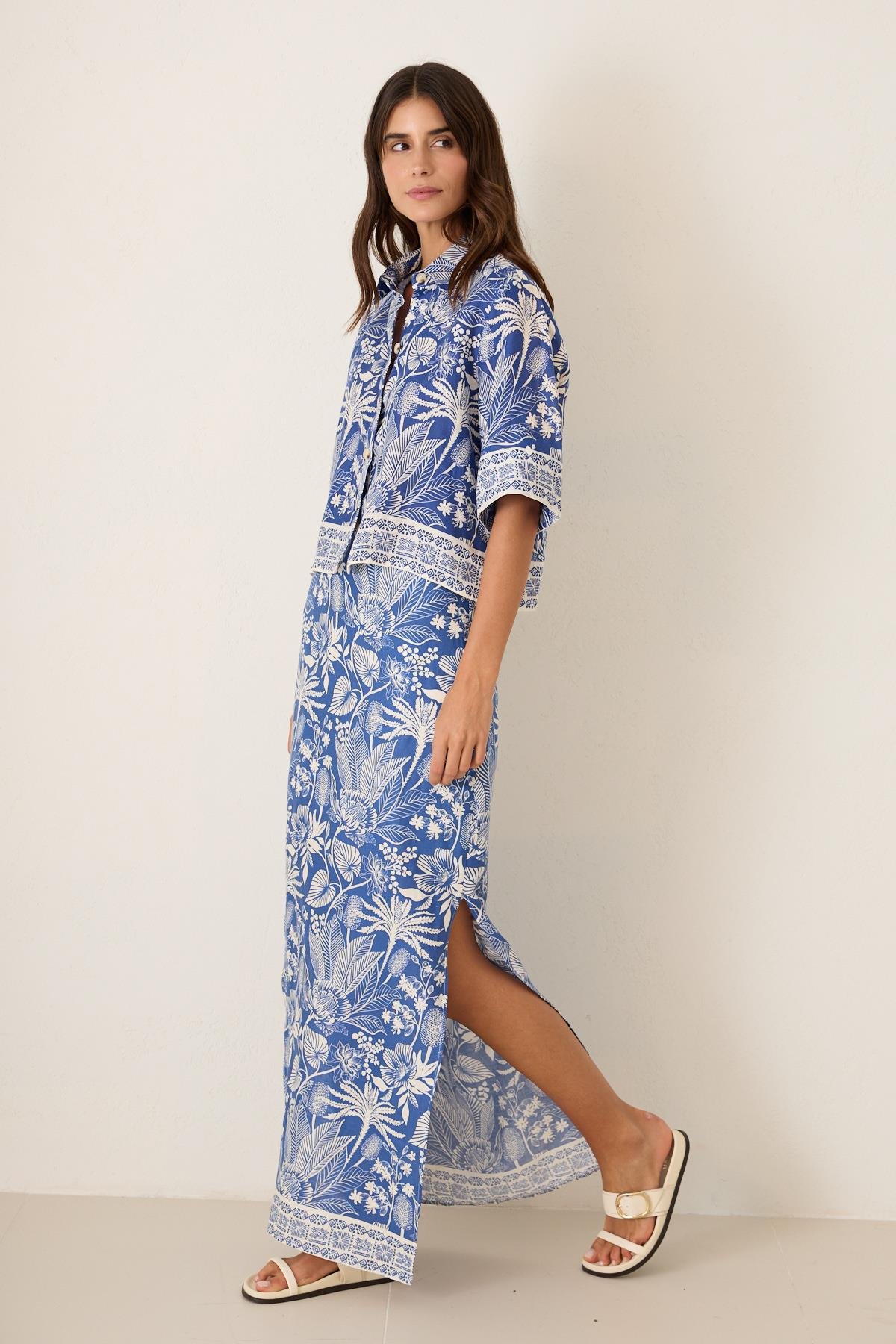 Mavi Yırtmaç Detaylı Desenli Keten Etek Kadın Etek modelleri