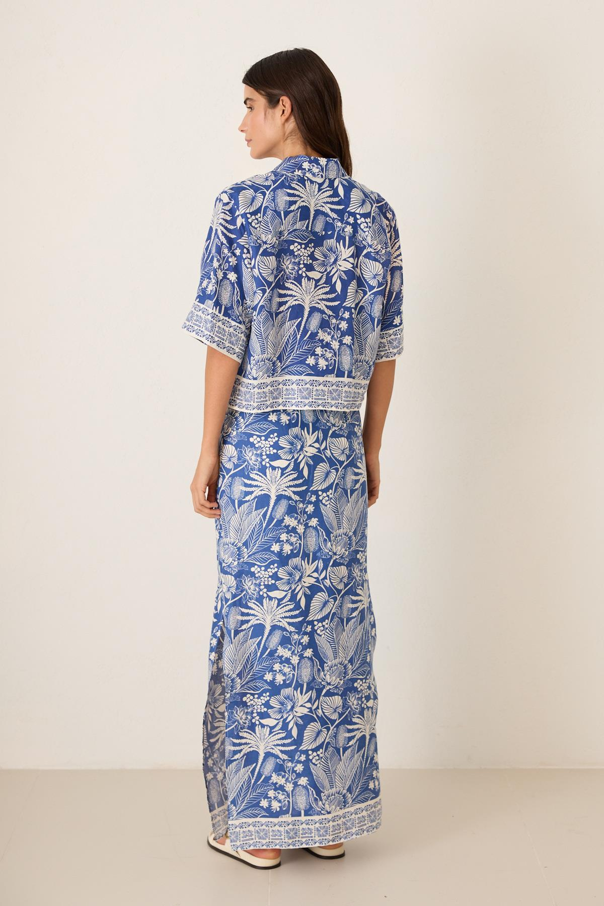 Mavi Yırtmaç Detaylı Desenli Keten Etek Kadın Etek modelleri