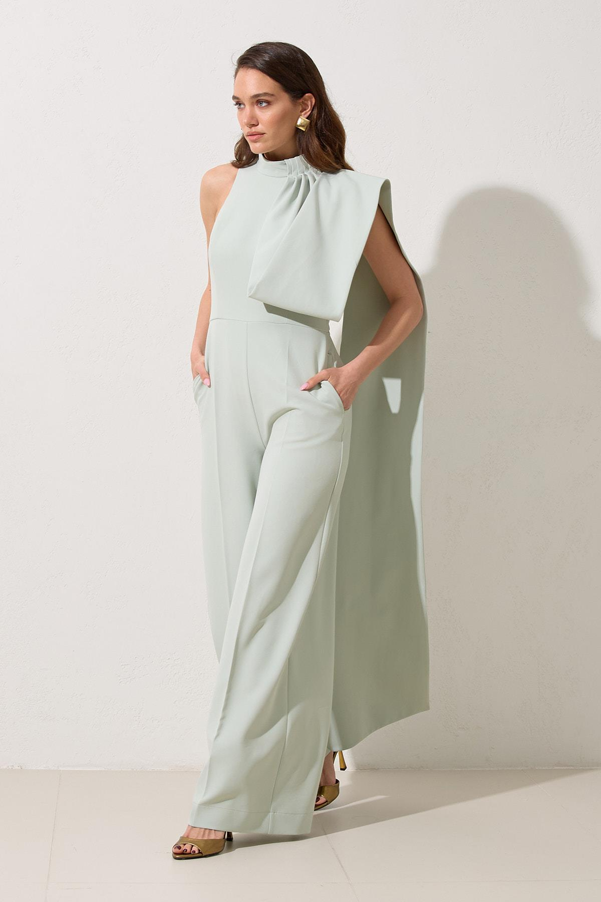 Mint Balıkçı Yaka Kolsuz Omuz Detaylı Belden Oturtmalı Tulum Kadın Kategorisiz modelleri