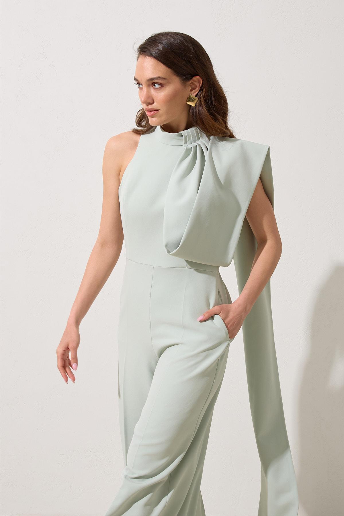 Mint Balıkçı Yaka Kolsuz Omuz Detaylı Belden Oturtmalı Tulum Kadın Kategorisiz modelleri