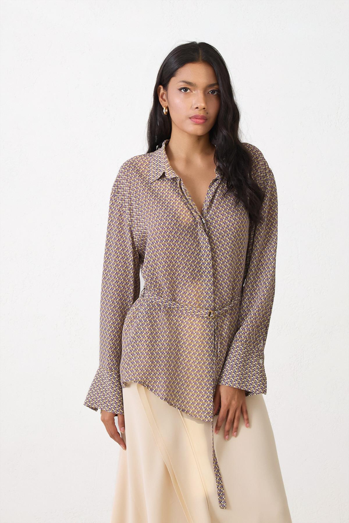 Mor Bağlama Detaylı Uzun Kollu Desenli Gömlek Kadın Gömlek modelleri