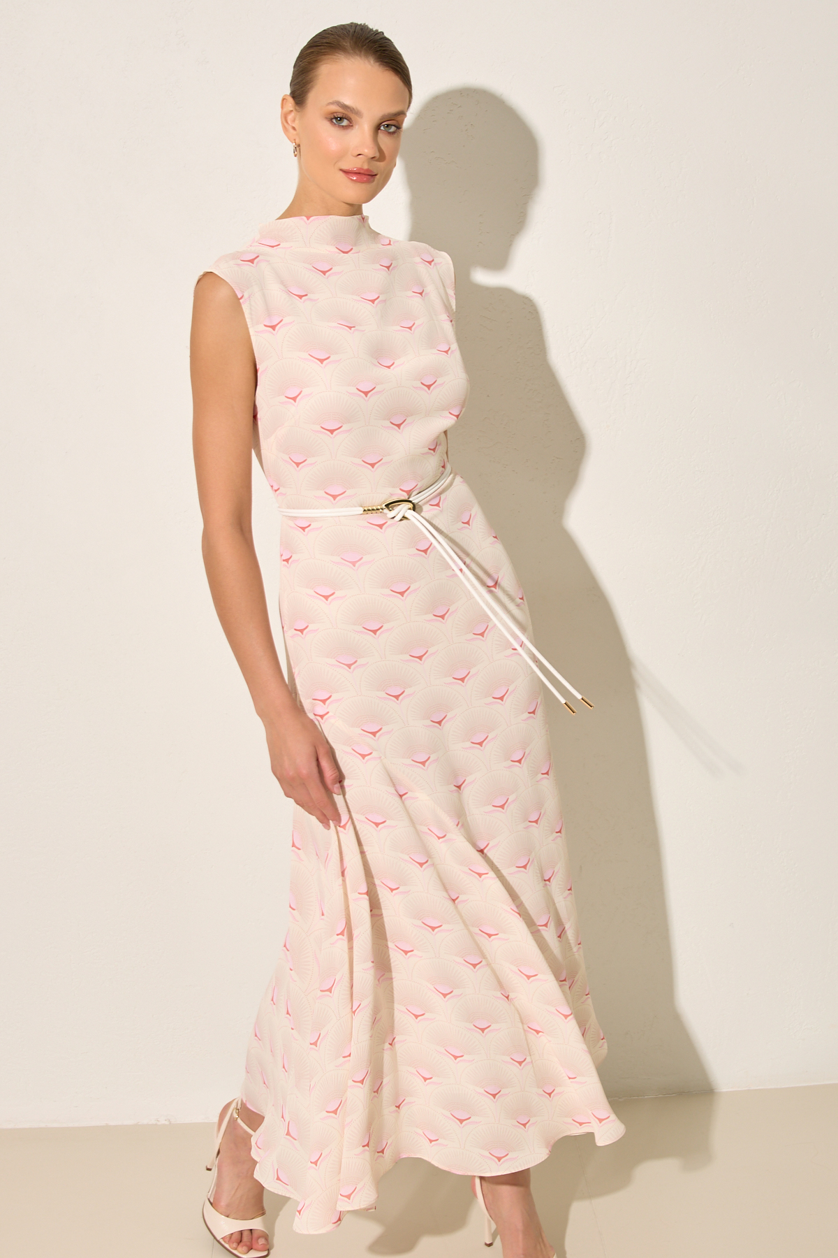 Pembe/ Krem Desenli, Kuşak Detaylı Kolsuz Balıkçı Yaka Uzun Elbise Kadın Kategorisiz modelleri