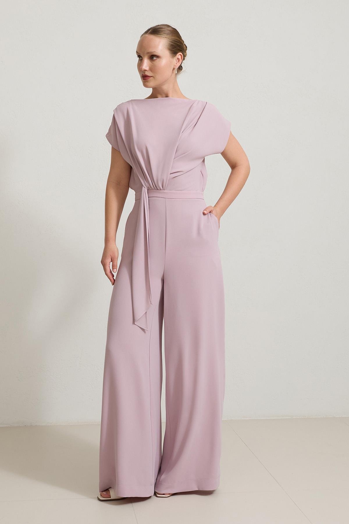 Pudra Bel Detaylı Kolsuz Tulum  Kadın Kategorisiz modelleri