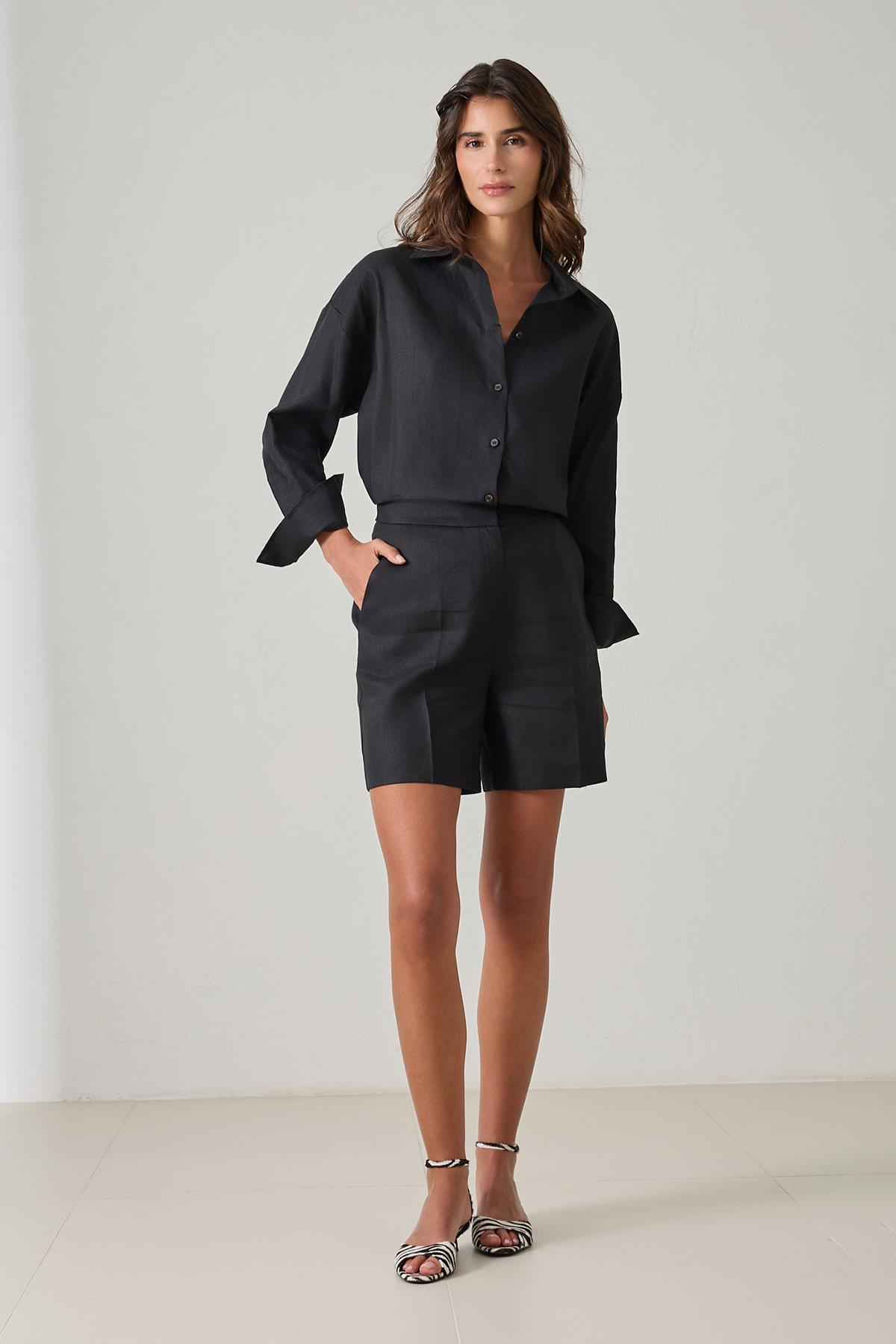 Siyah 1YB4WSSR0066 ŞORT Kadın Shorts modelleri