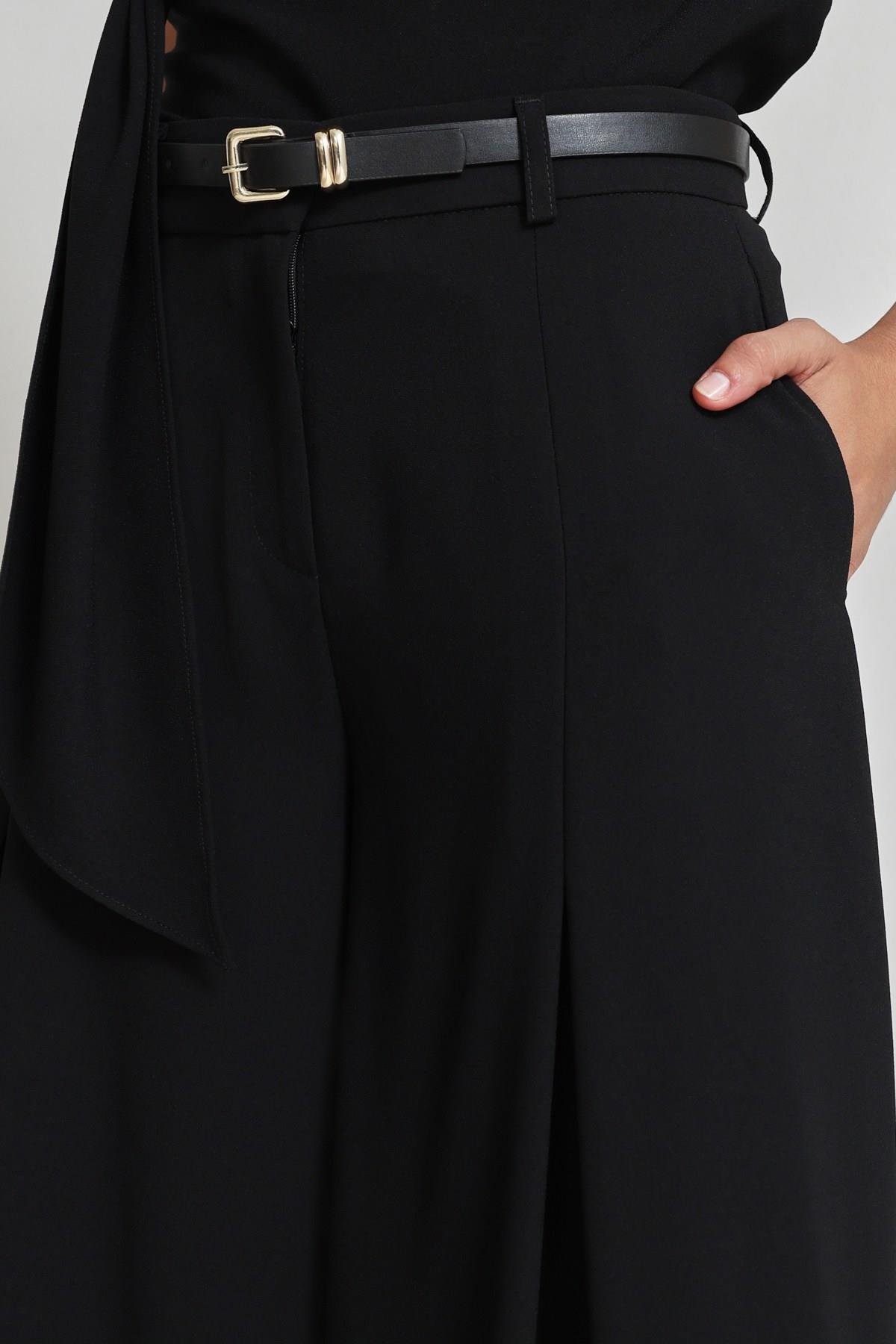 Siyah Bel Detaylı Kısa Kollu Bluz Kadın Bluz modelleri