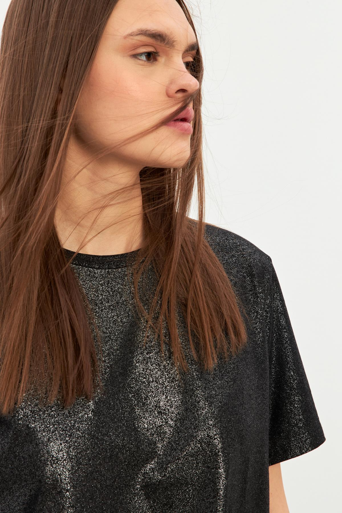 Siyah Bisiklet Yaka Basic T-Shirt Kadın T-Shirt modelleri