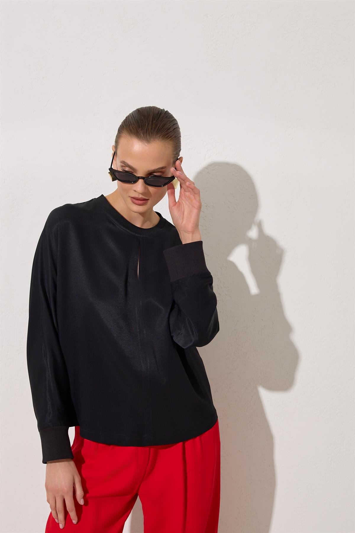 Siyah Bisiklet Yaka Uzun Kollu Bluz Kadın Bluz modelleri