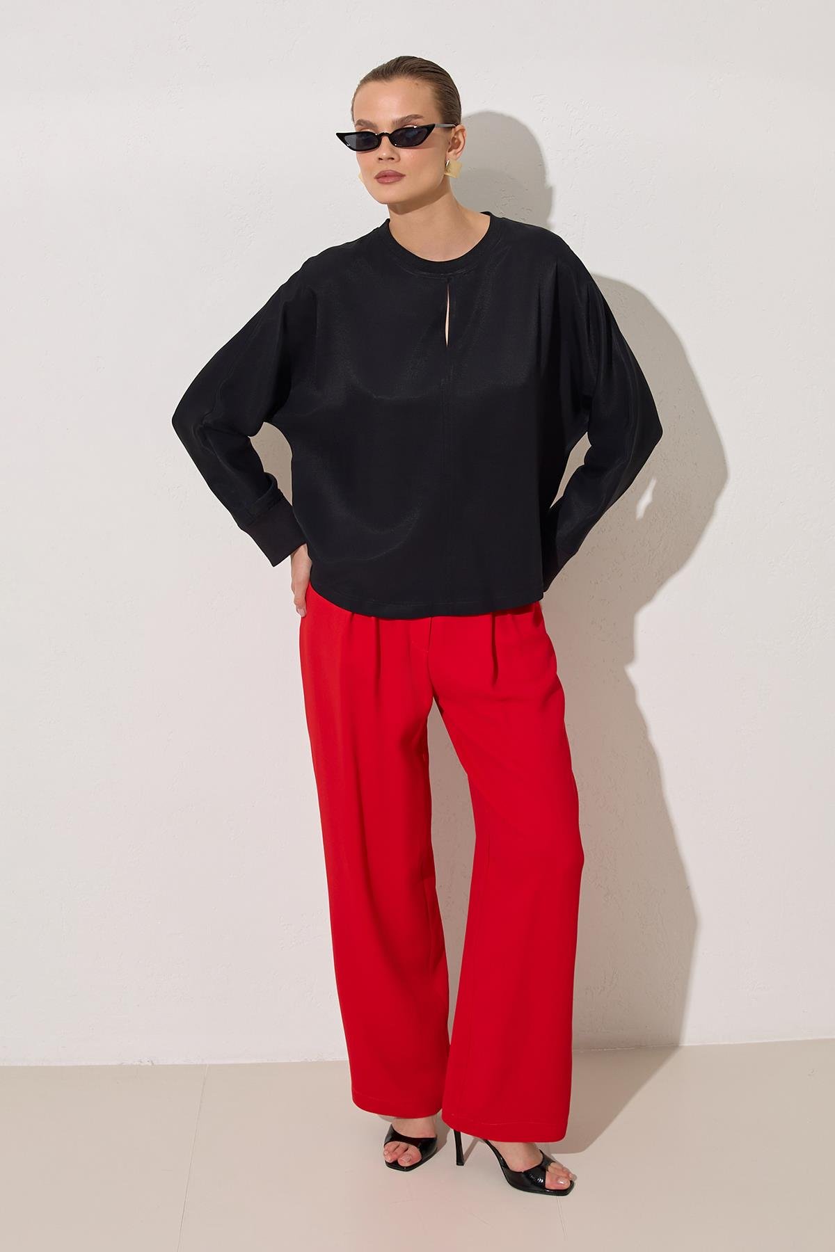 Siyah Bisiklet Yaka Uzun Kollu Bluz Kadın Bluz modelleri