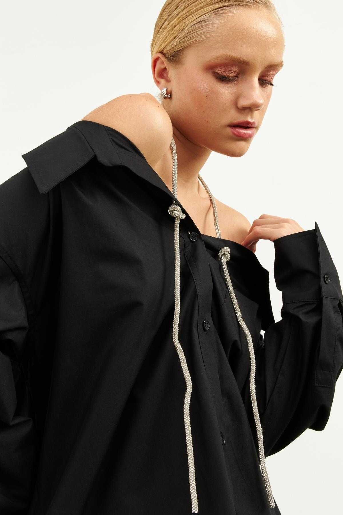 Siyah Boyun Aksesuar Detaylı Tunik Kadın Tunik modelleri