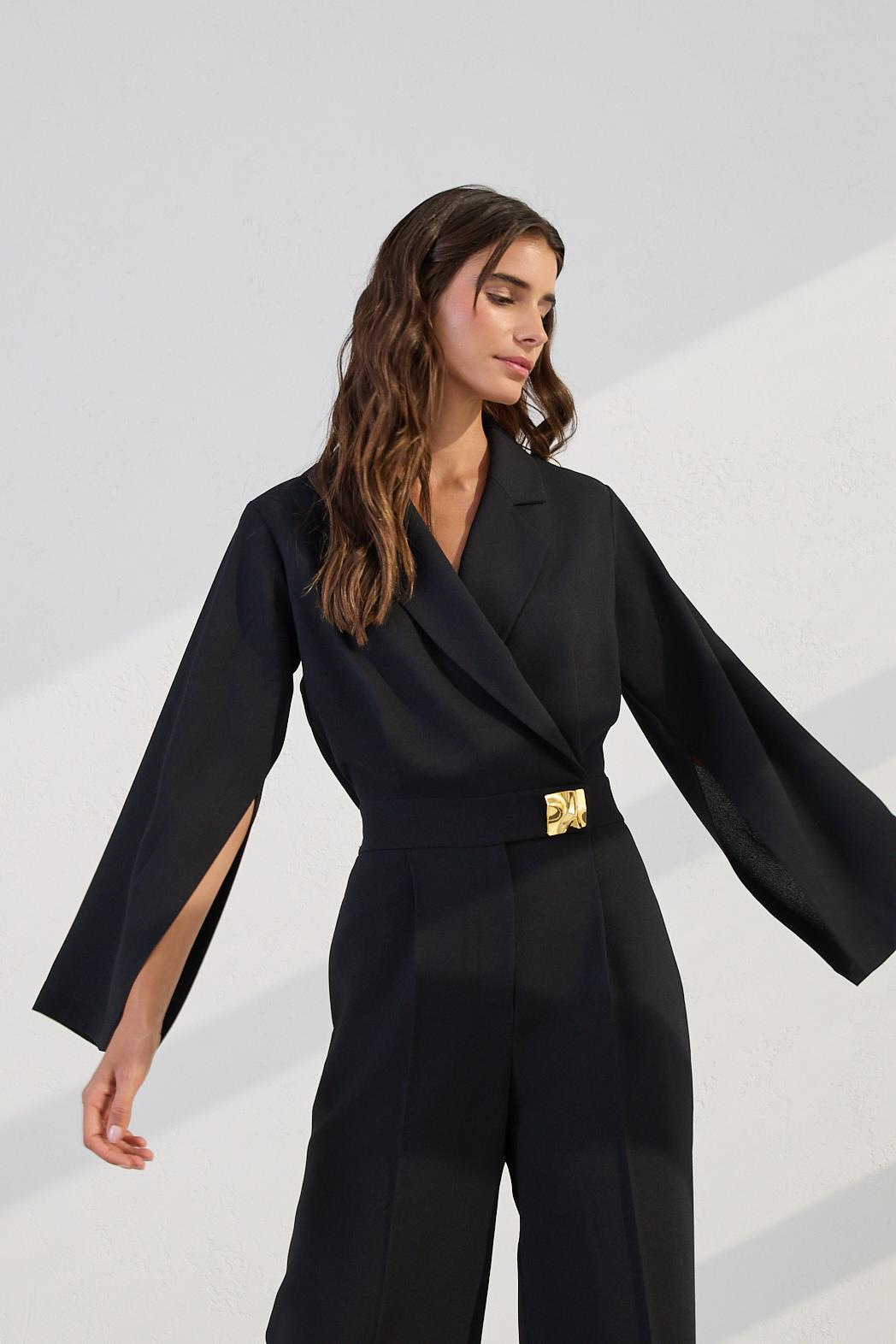 Siyah Ceket Yaka Kol Detaylı Belden Kemerli Tulum Kadın Tulum modelleri