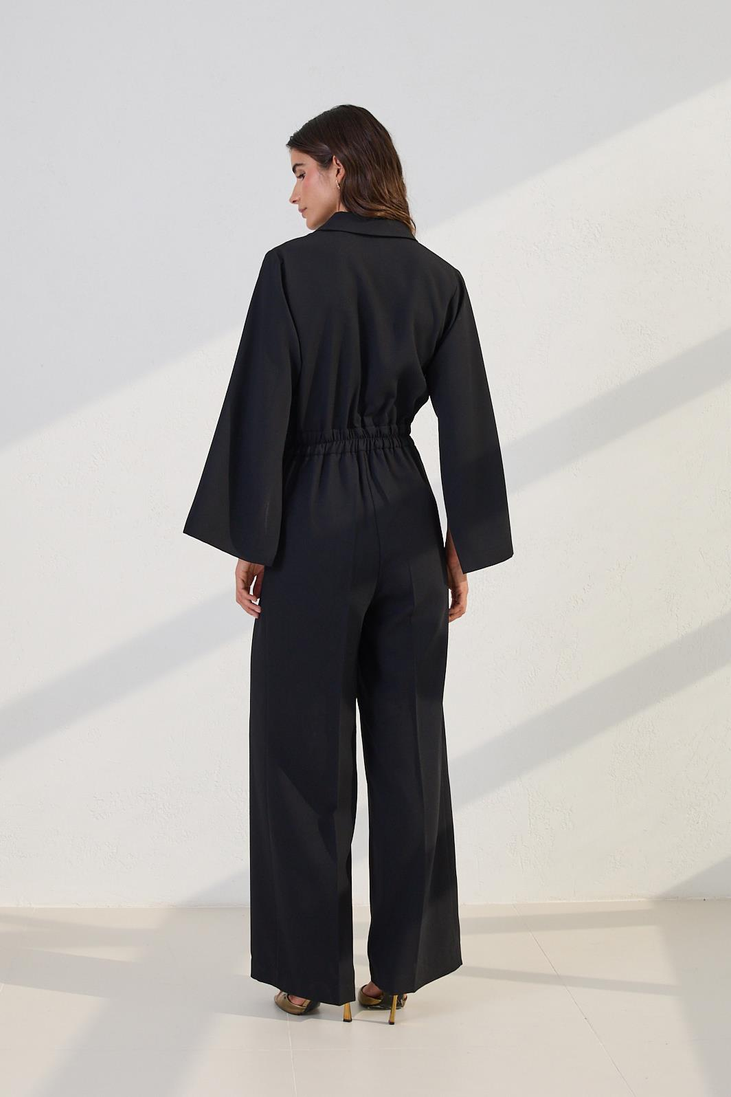 Siyah Ceket Yaka Kol Detaylı Belden Kemerli Tulum Kadın Tulum modelleri