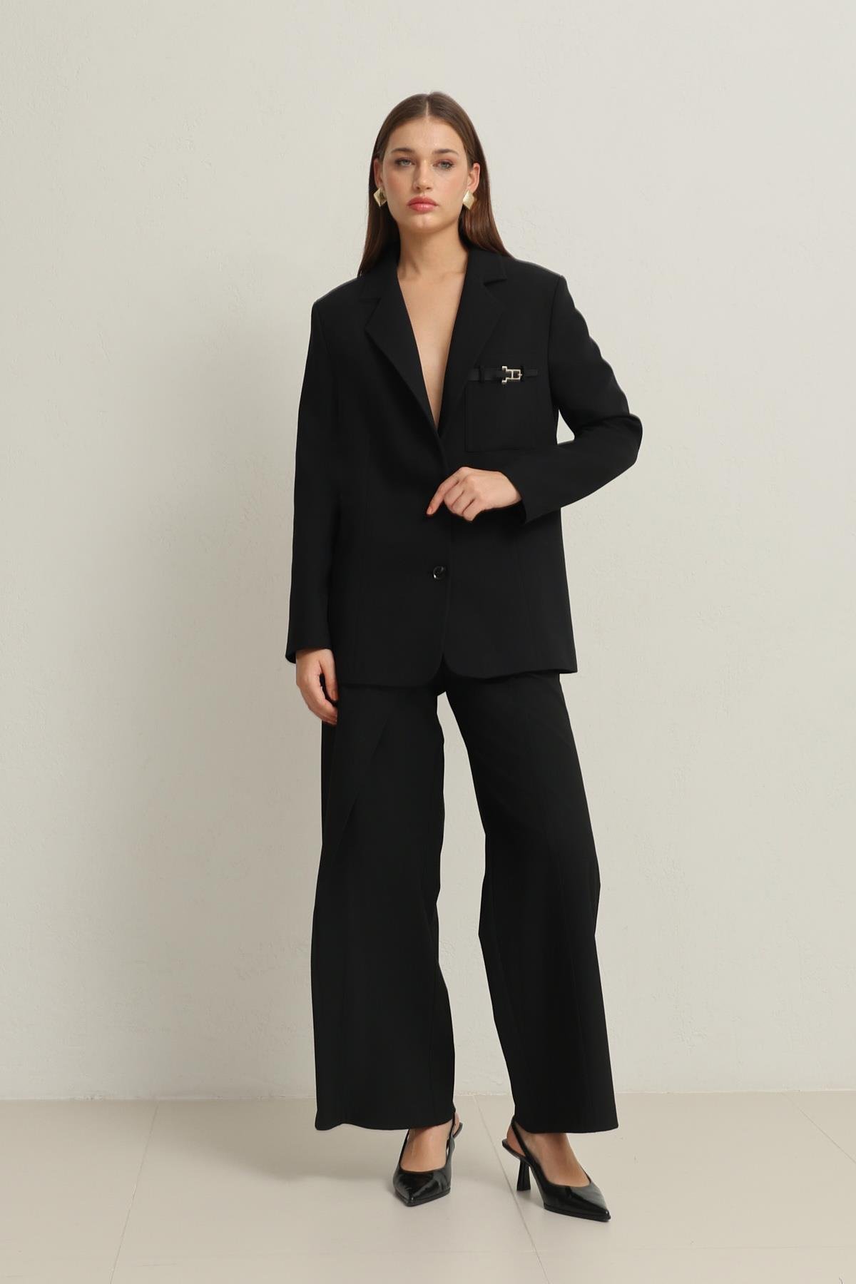 Siyah Cep Detaylı Ceket Kadın Ceket modelleri