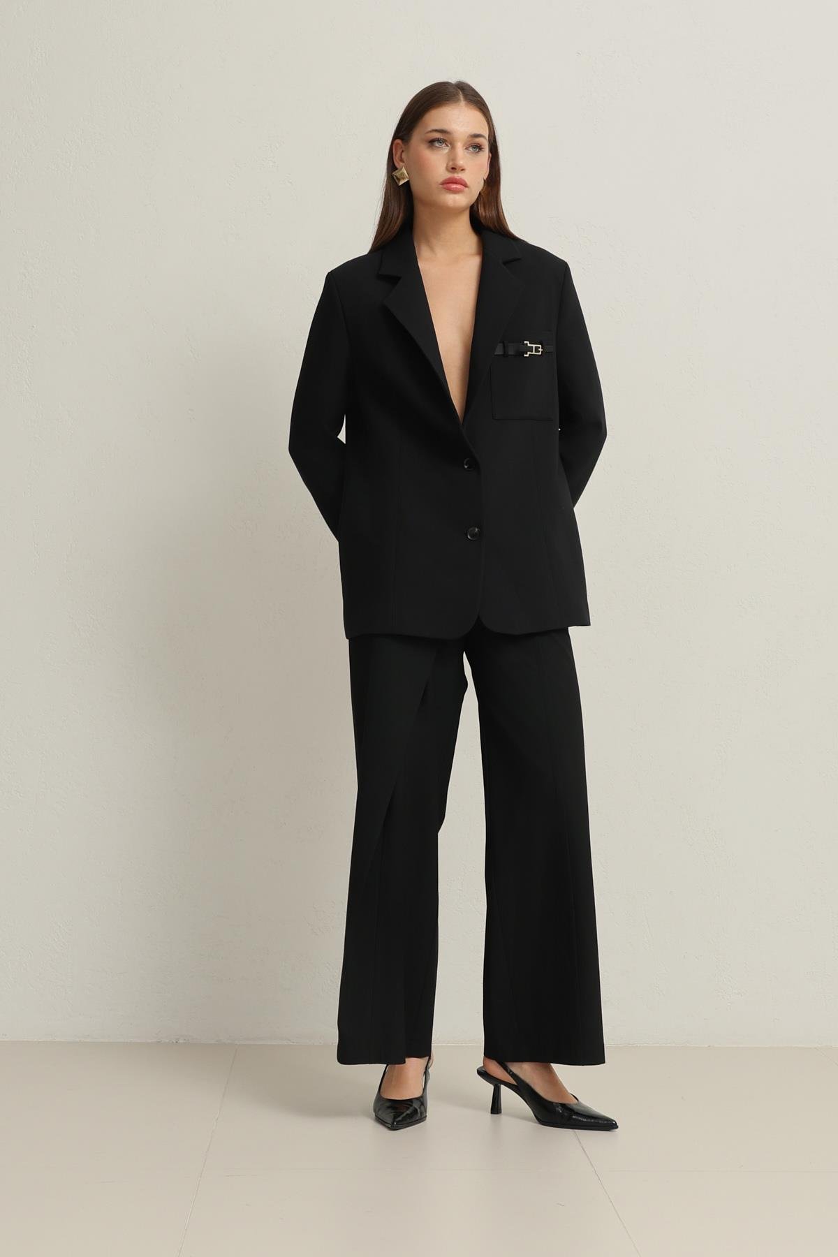 Siyah Cep Detaylı Ceket Kadın Ceket modelleri