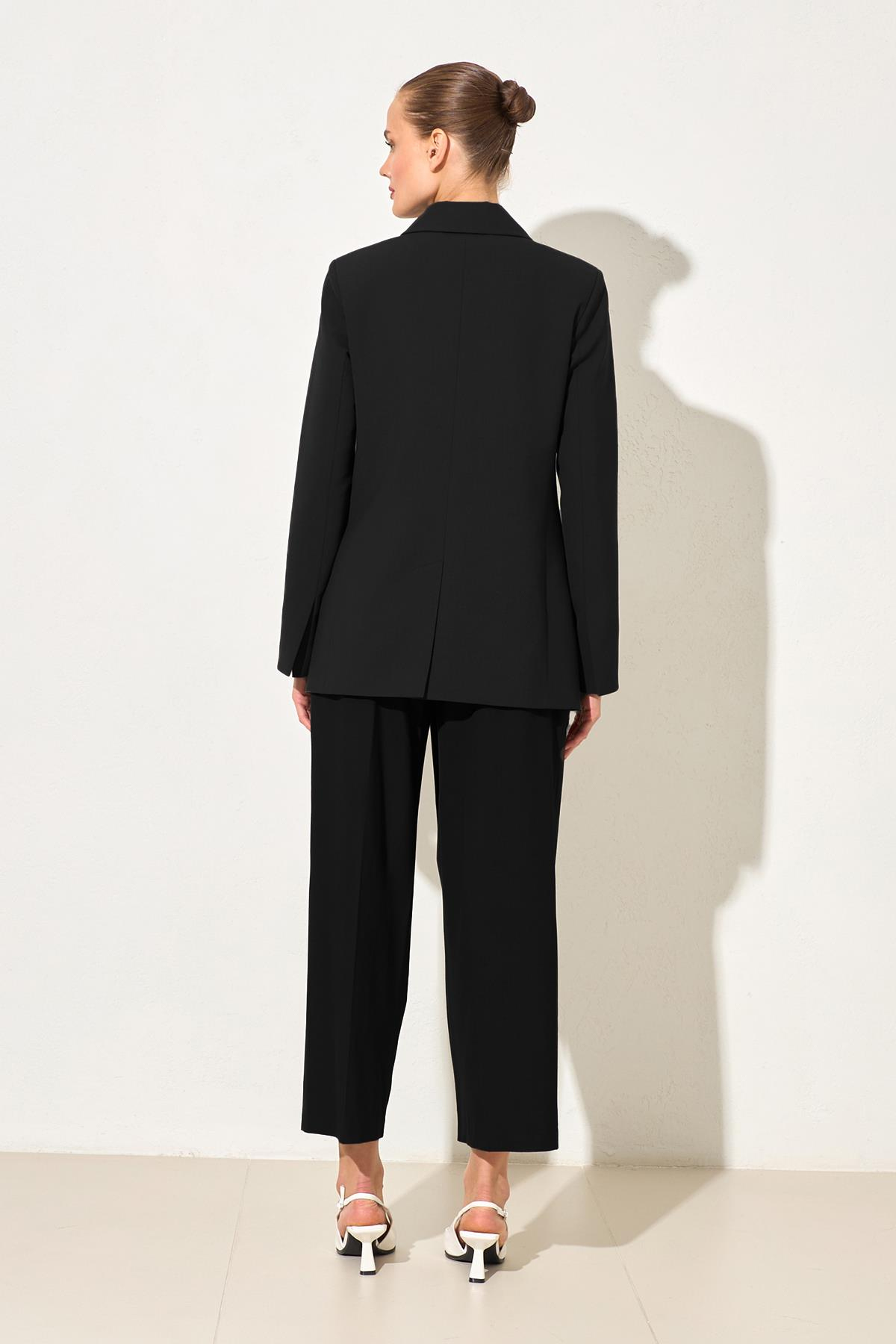 Siyah Cep Ve Düğme Detaylı Basic Ceket Kadın Ceket modelleri