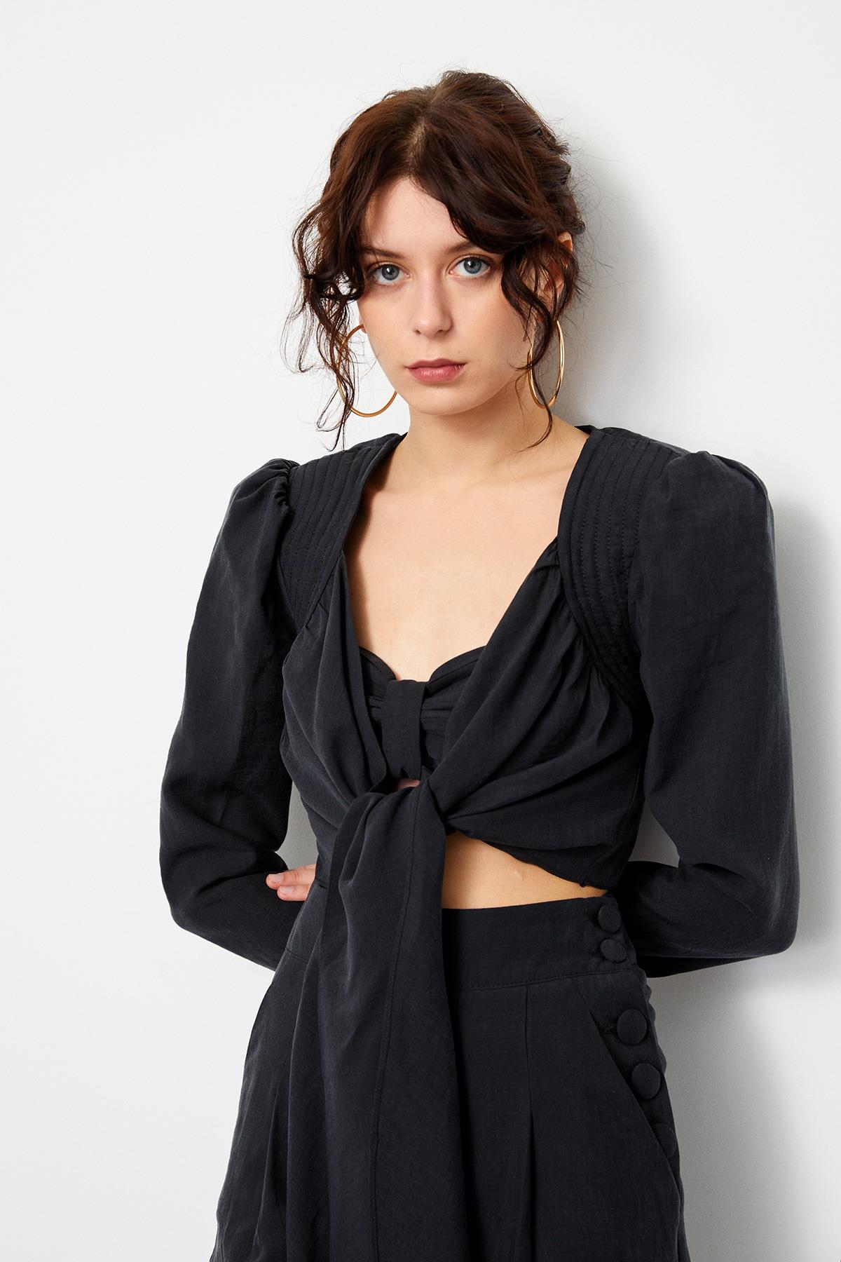 Siyah Crop Top Pantolon Üç Parça Takım Kadın Takım Elbise modelleri