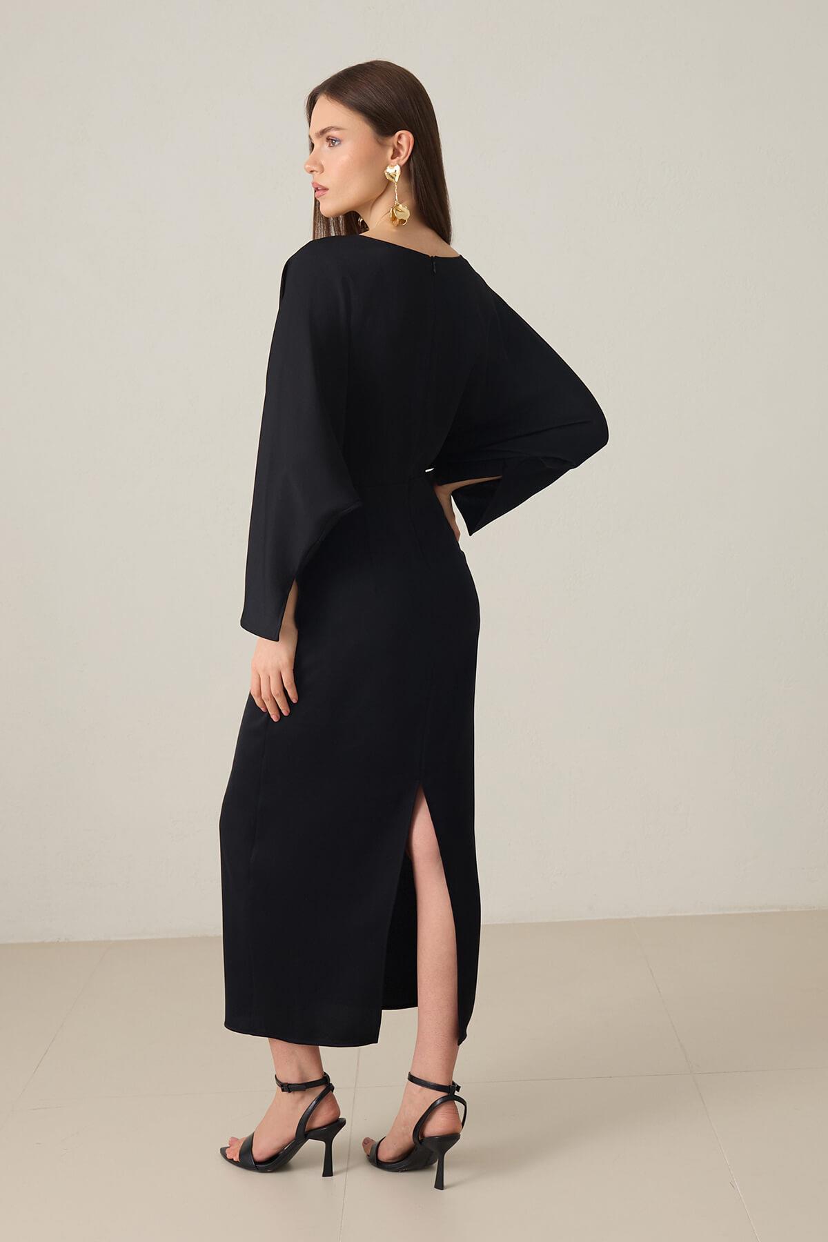 Siyah Derin Dekolte Ve Gül Detaylı Uzun Boy Elbise Kadın Elbise modelleri