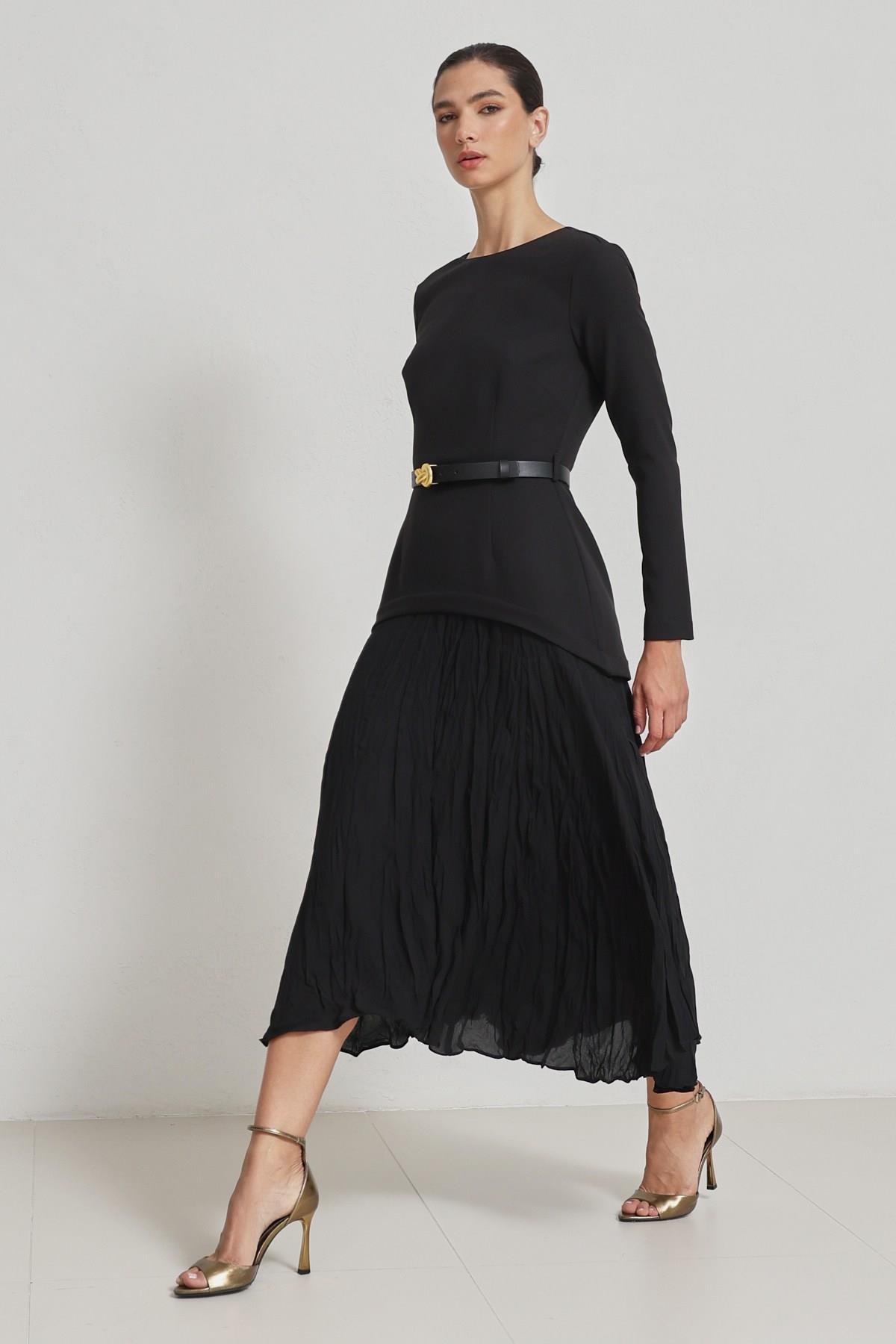 Siyah Kemer Detaylı Uzun Kollu Midi Elbise Kadın Kategorisiz modelleri