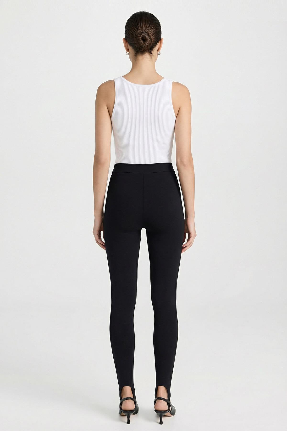 Siyah Kemer Ve Paça Detaylı Tayt Kadın Tayt modelleri