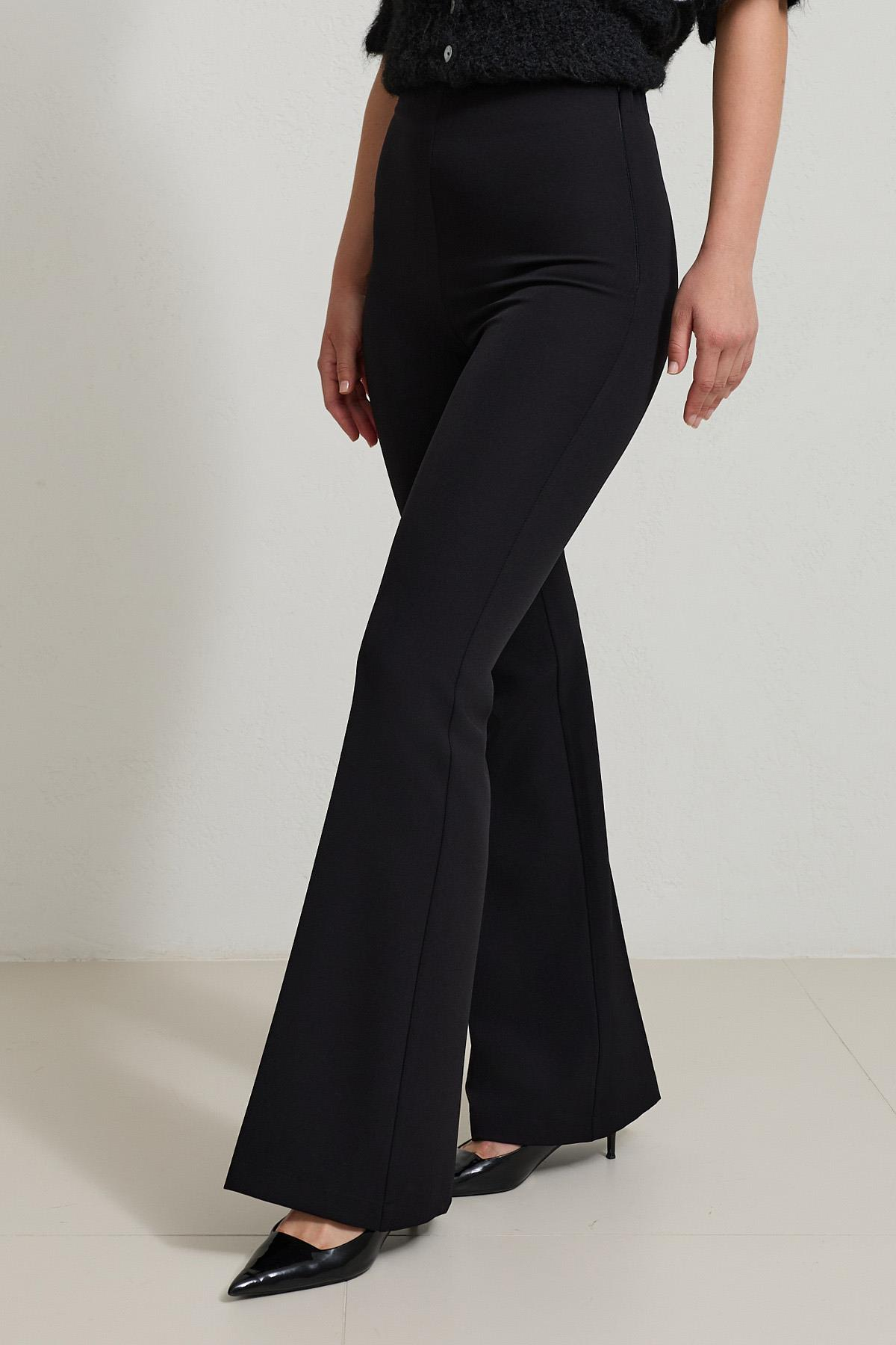 Siyah Rahat Kesim Tam Kalıp Pantolon Kadın Pantolon modelleri