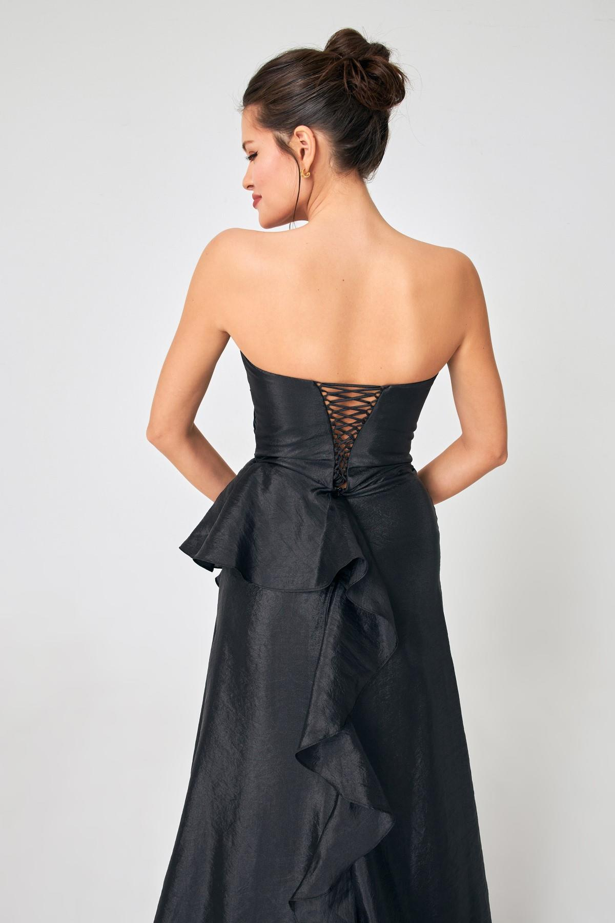 Siyah Saks Fırfır Detaylı Straplez Abiye Kadın Kategorisiz modelleri