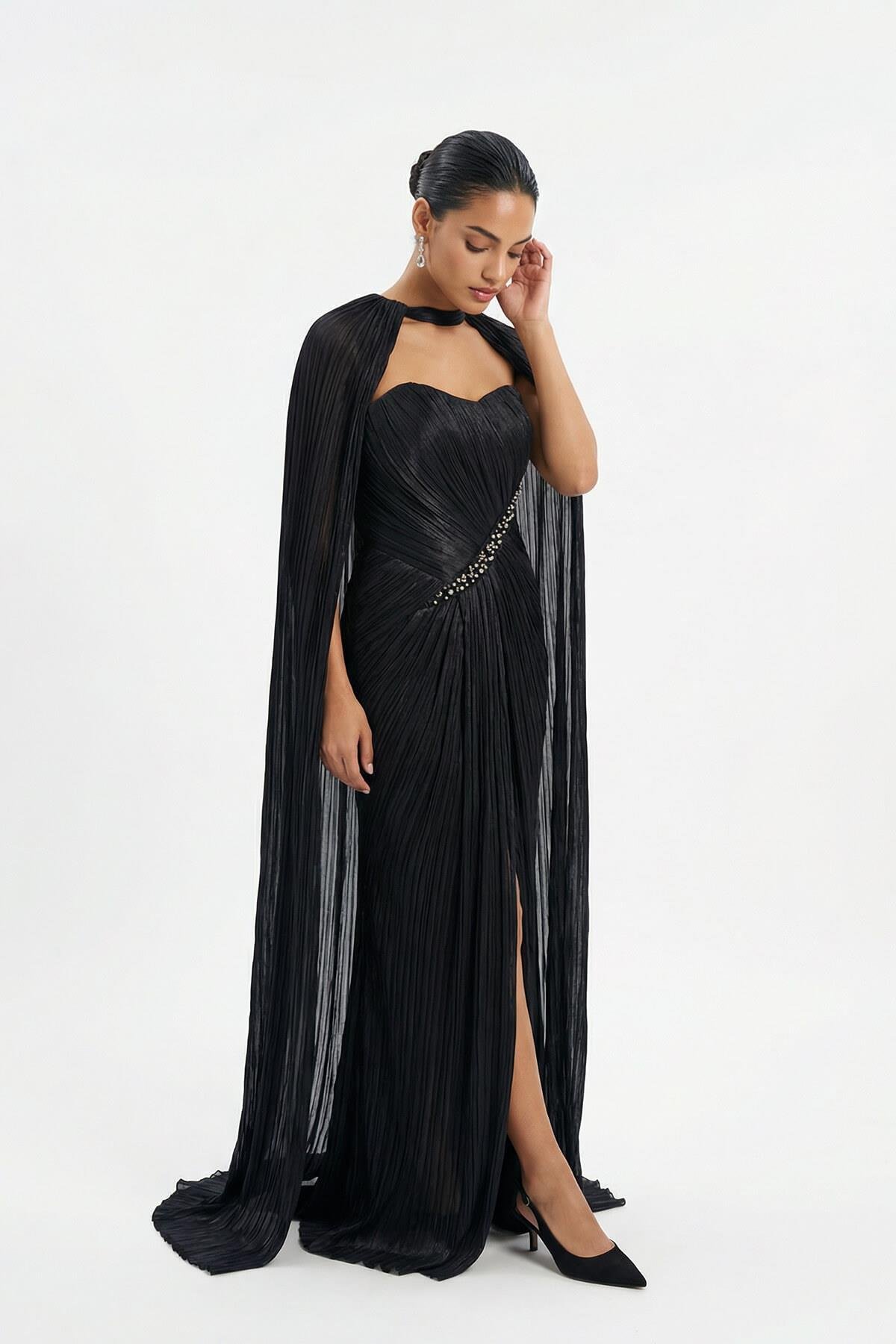 Siyah Straplez Yaka Detaylı Dökümlü Abiye Elbise Kadın Abiye Elbise modelleri