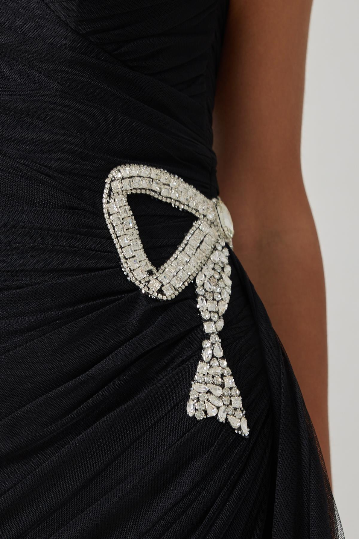 Siyah Tam Kalıp Belden Fiyonk Ve Tül Detaylı Yırtmaçlı Uzun Abiye Elbise Kadın Abiye Elbise modelleri