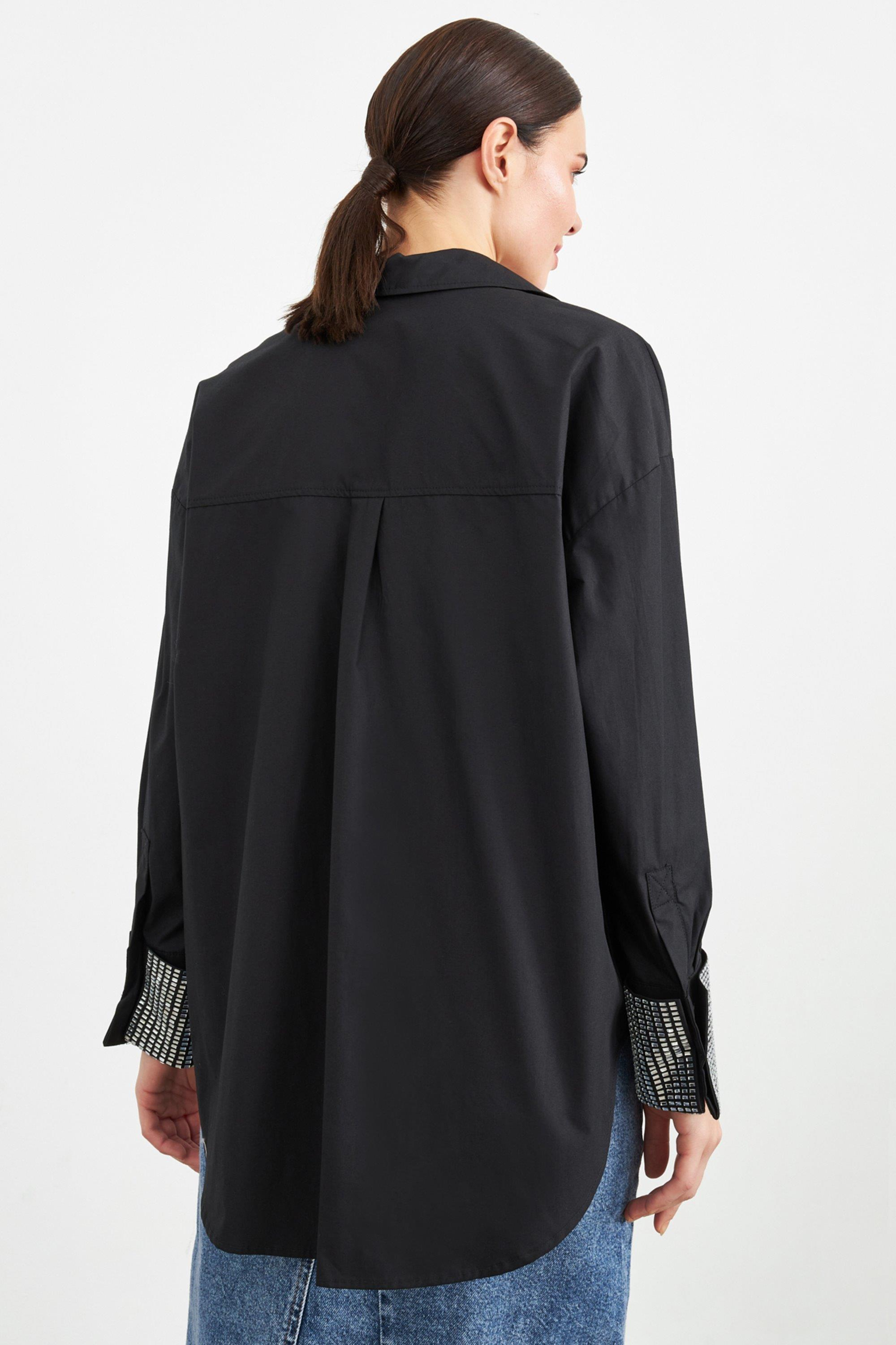Siyah Taş Detaylı Uzun Kollu Gömlek Kadın Gömlek modelleri