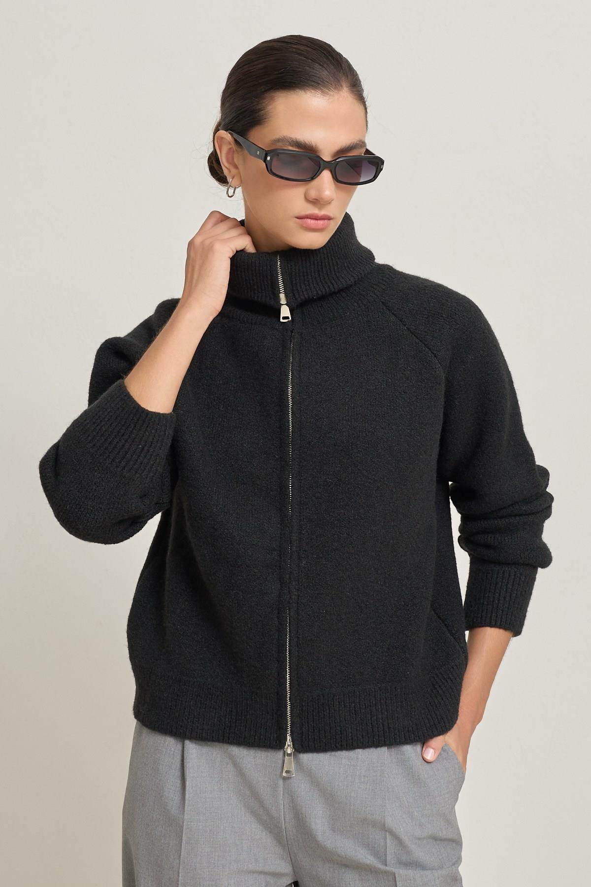 Siyah Uzun Kollu Fermuar Detaylı Triko Kadın Sweatshirt modelleri