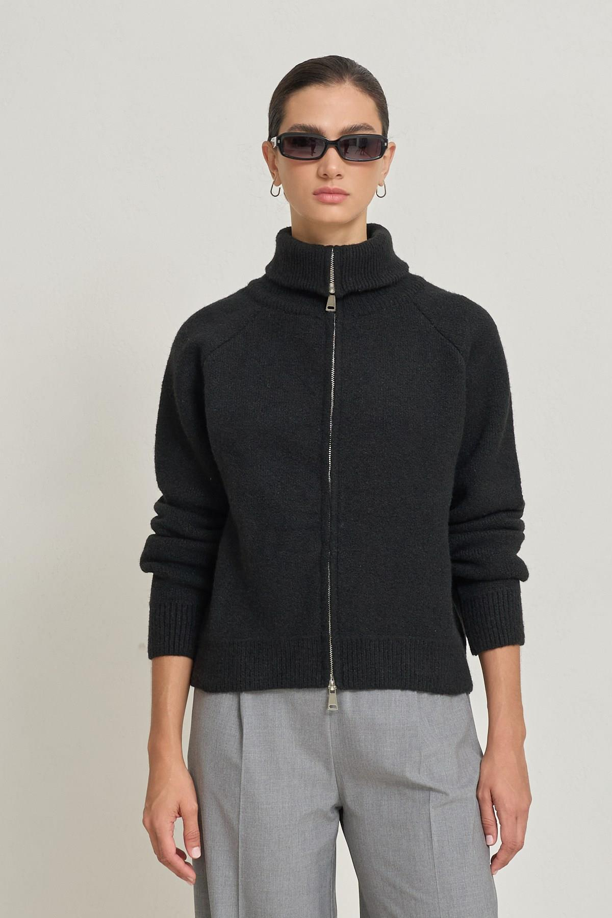 Siyah Uzun Kollu Fermuar Detaylı Triko Kadın Sweatshirt modelleri