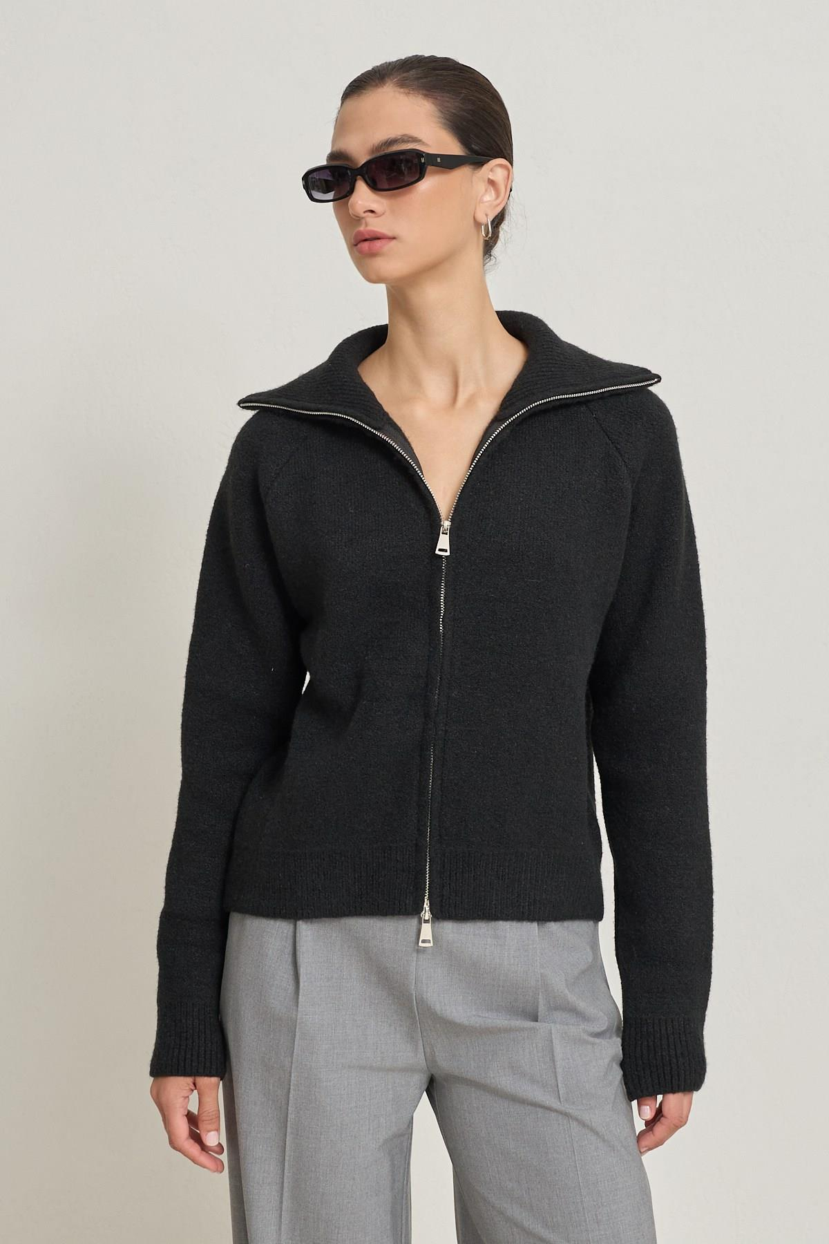 Siyah Uzun Kollu Fermuar Detaylı Triko Kadın Sweatshirt modelleri