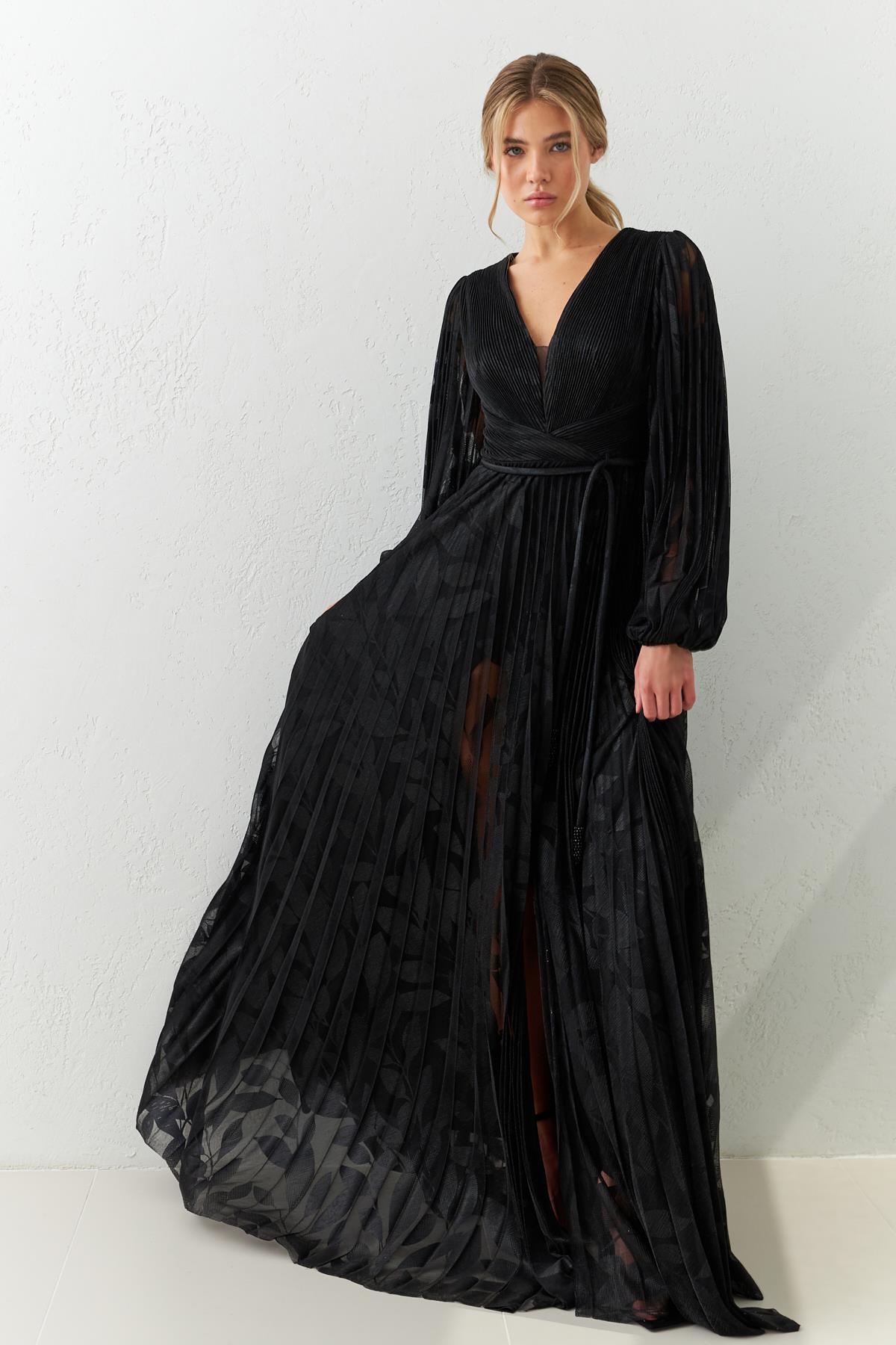 Siyah V Yaka Belden Bağlama Detaylı Dökümlü Midi Boy Uzun Kollu Elbise Kadın Kategorisiz modelleri