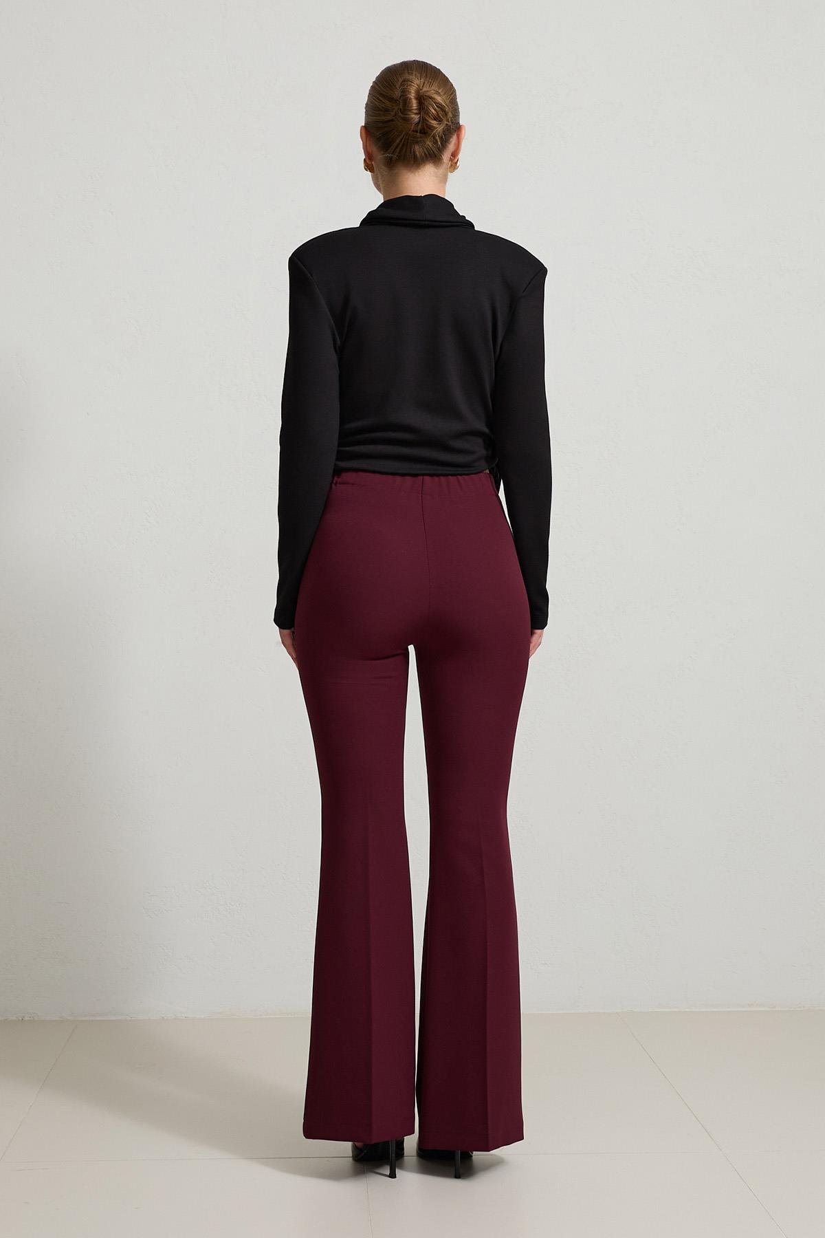 Vişne Rahat Kesim Tam Kalıp Pantolon Kadın Kategorisiz modelleri