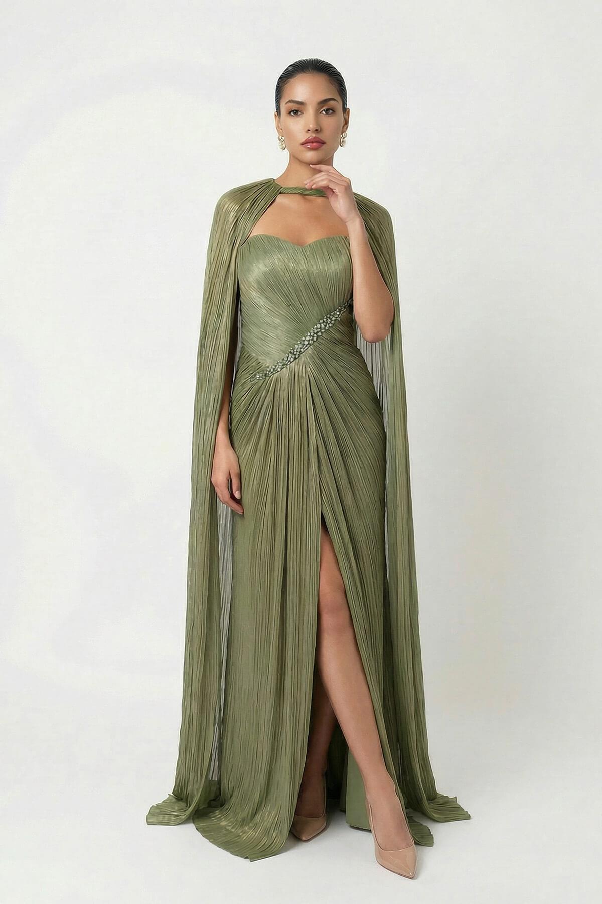 Zümrüt Straplez Yaka Detaylı Dökümlü Abiye Elbise Kadın Abiye Elbise modelleri