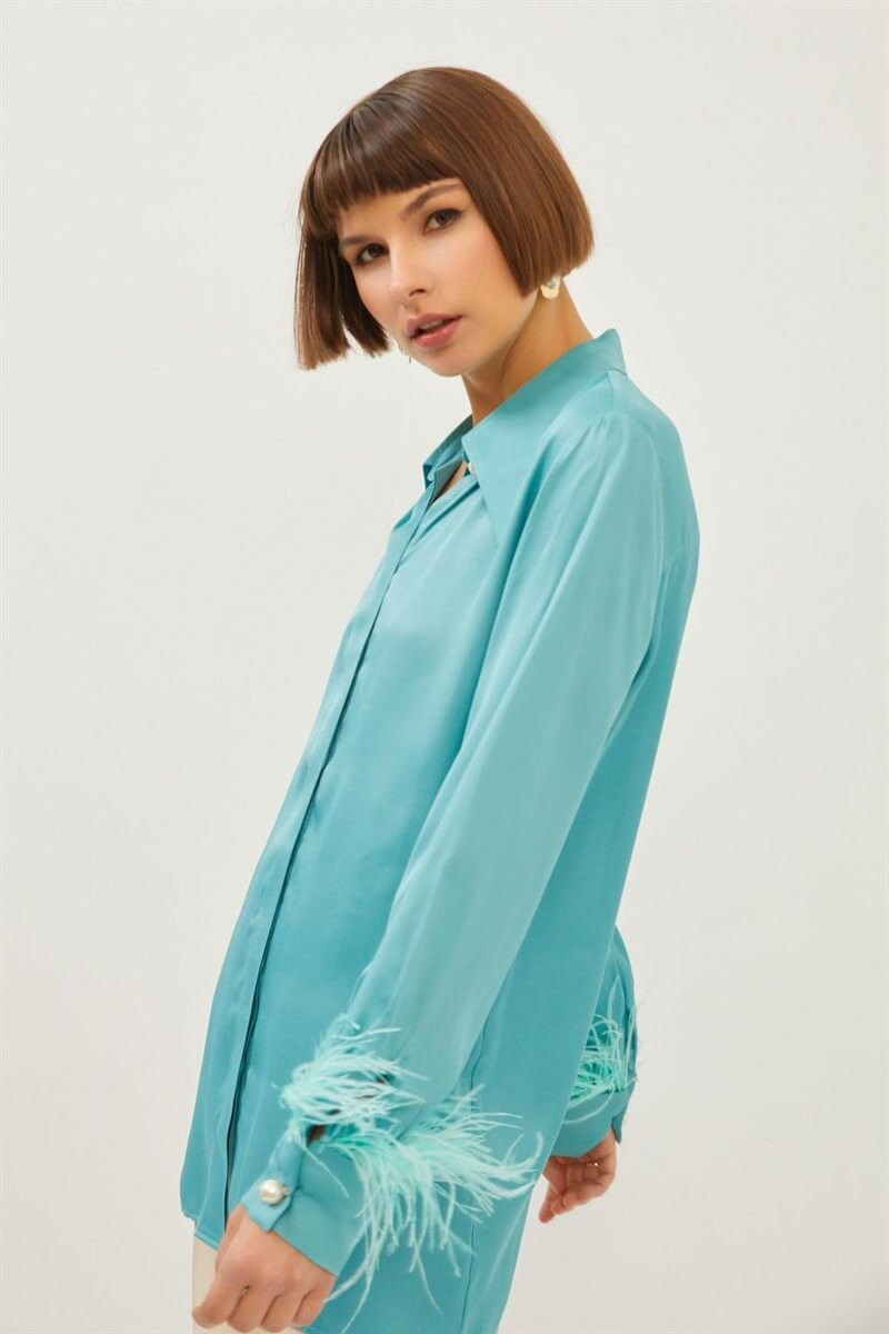 Turkuaz Manşetleri Tüy Detaylı Saten GömlekST060S55250001