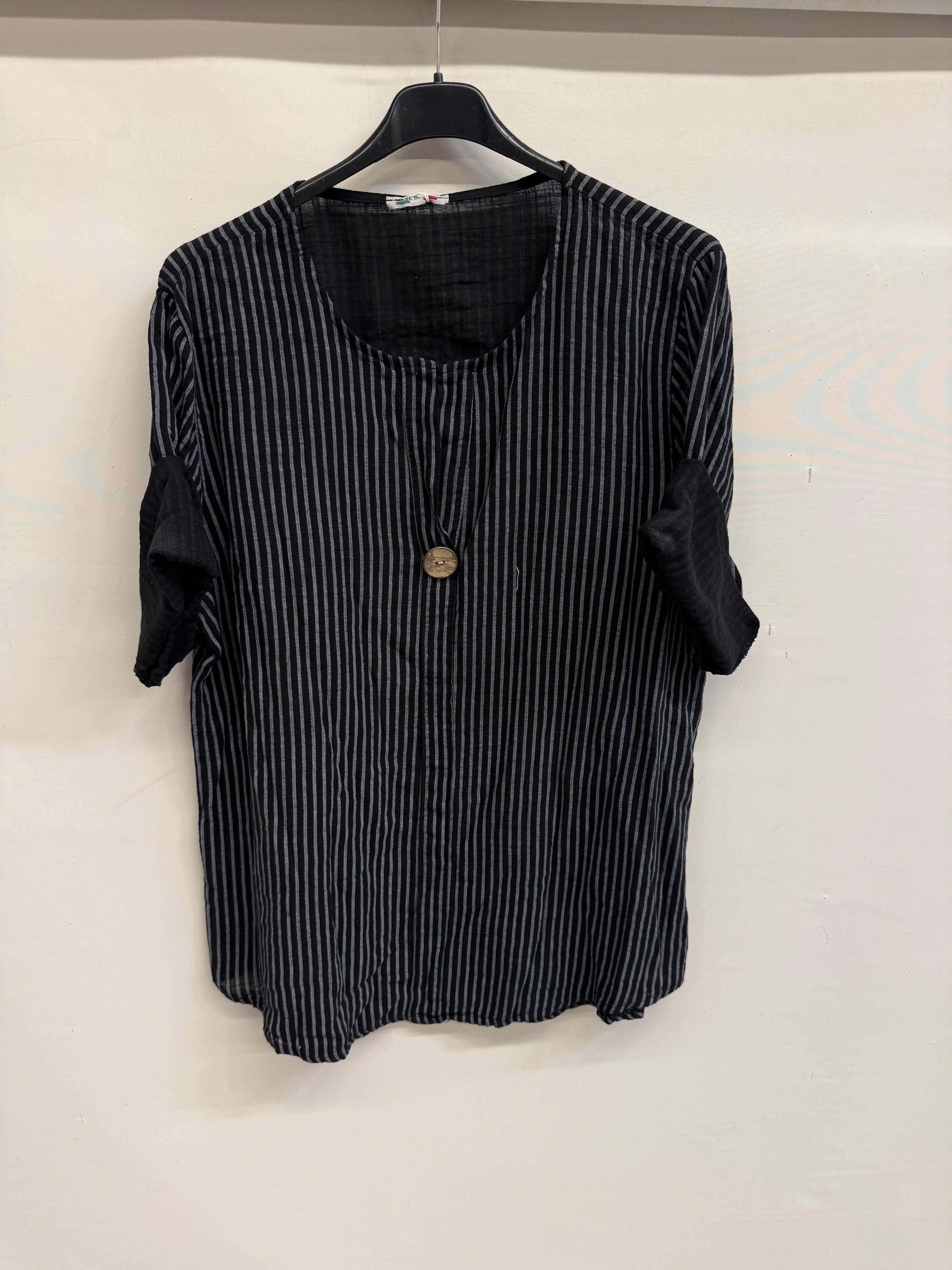 Siyah Kadın İtalyan Çizgi Desenli Yarım Kol Açık Yaka Oversize Bluz 40 - 44 Beden