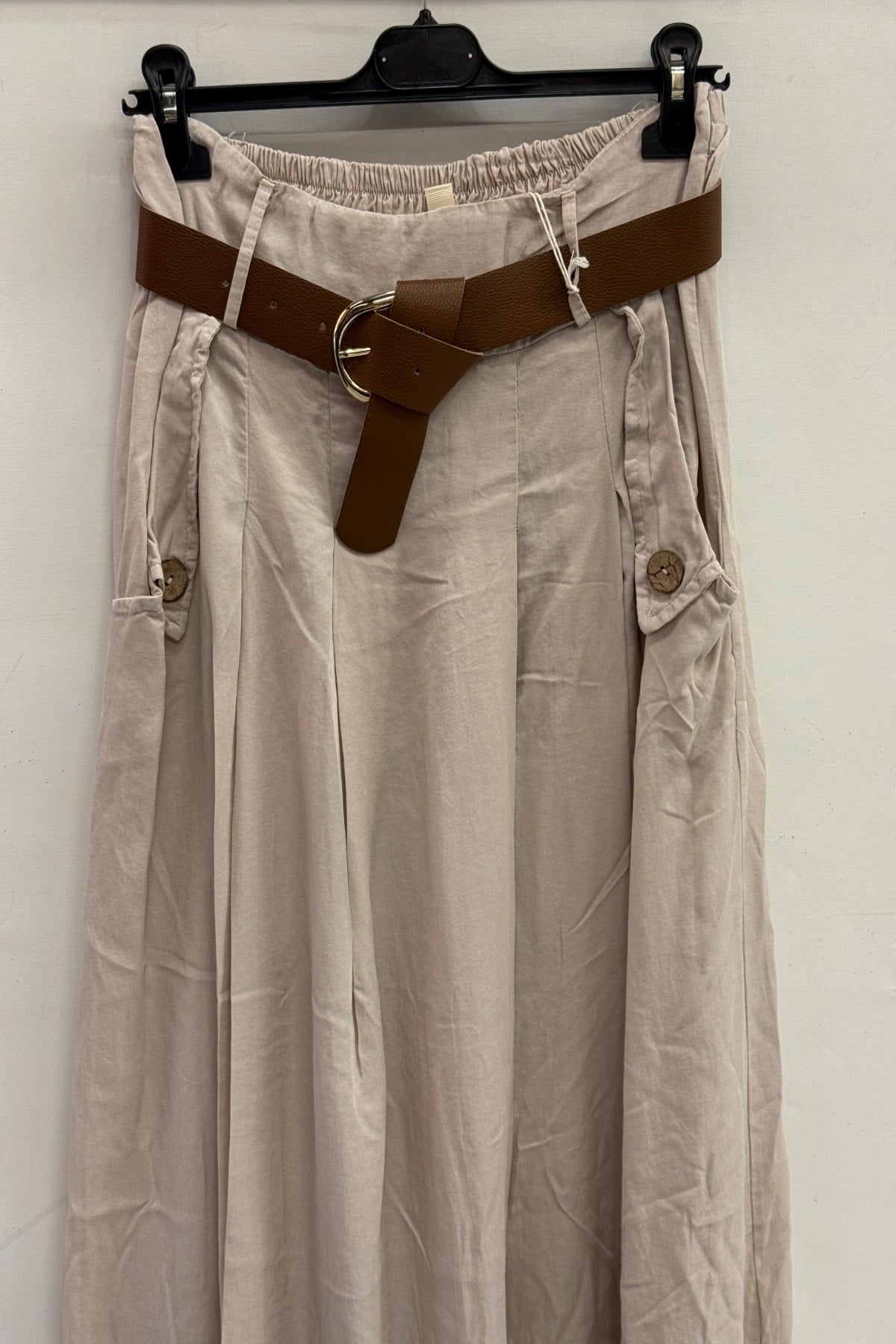 Beige İtalyan Beli Lastikli Çift Yan Cepli Kemerli Pileli Tencel Etek 38 - 44 Beden