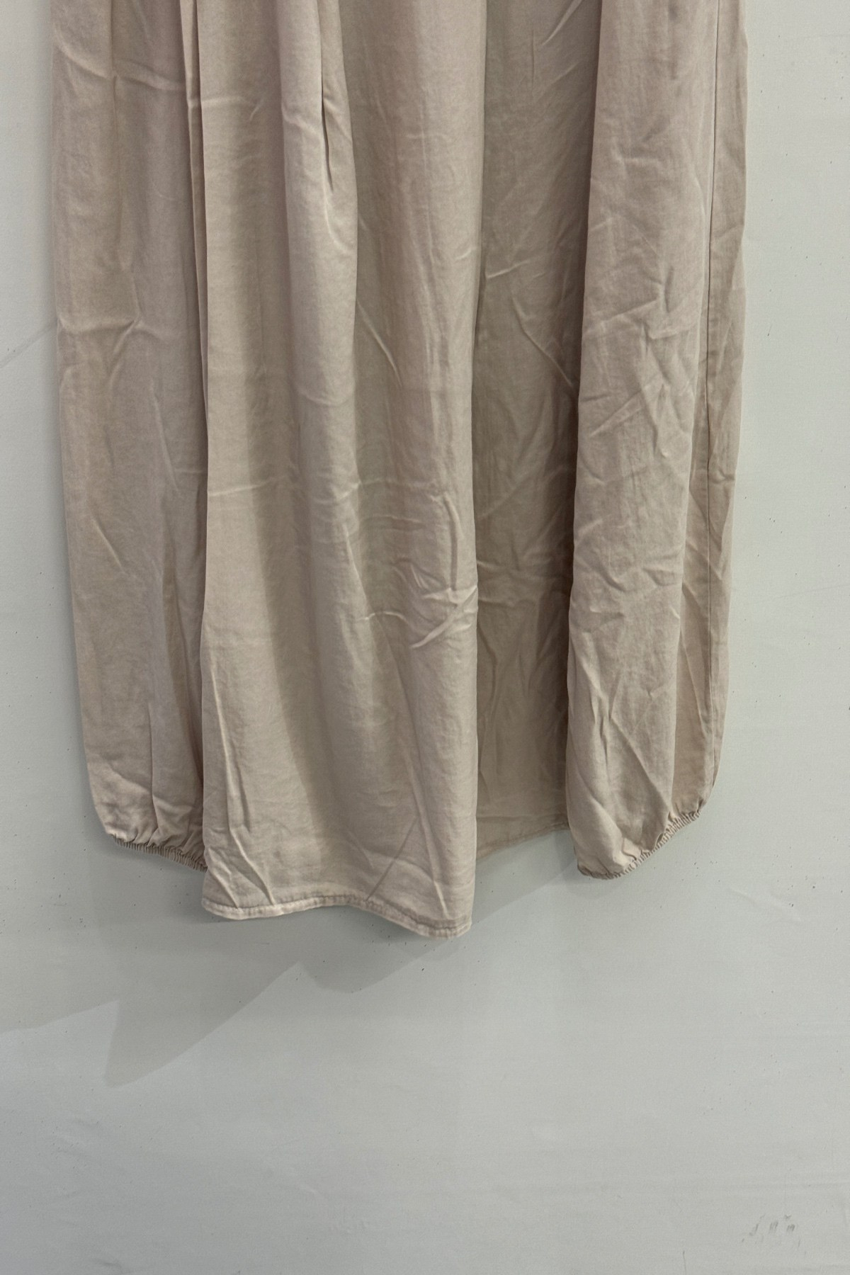 Beige İtalyan Beli Lastikli Çift Yan Cepli Kemerli Pileli Tencel Etek 38 - 44 Beden