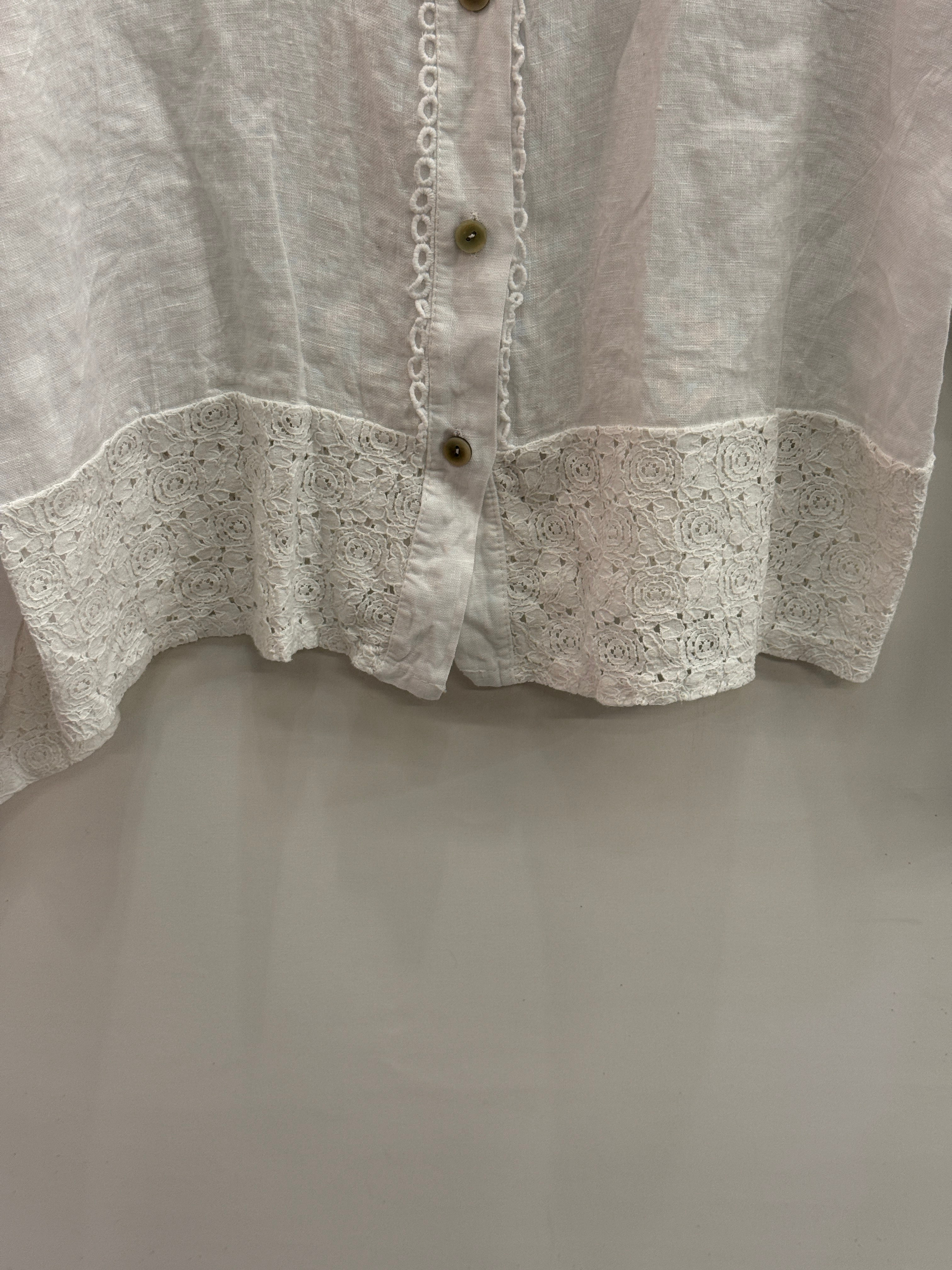 Beyaz Kadın İtalyan Dantel Detaylı Oversize Keten Gömlek 38 - 44 Beden