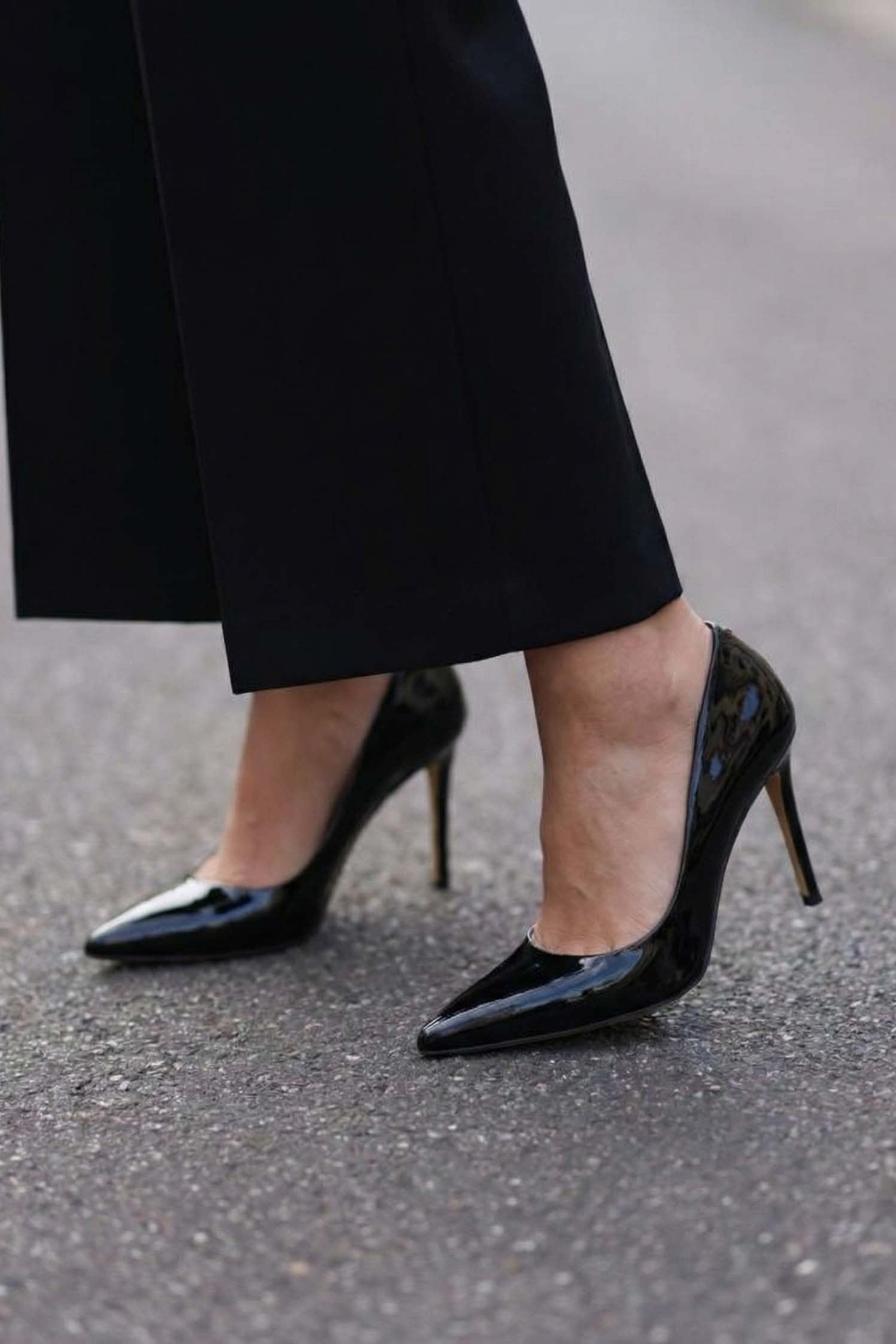 Chic Siyah Rugan Stiletto
