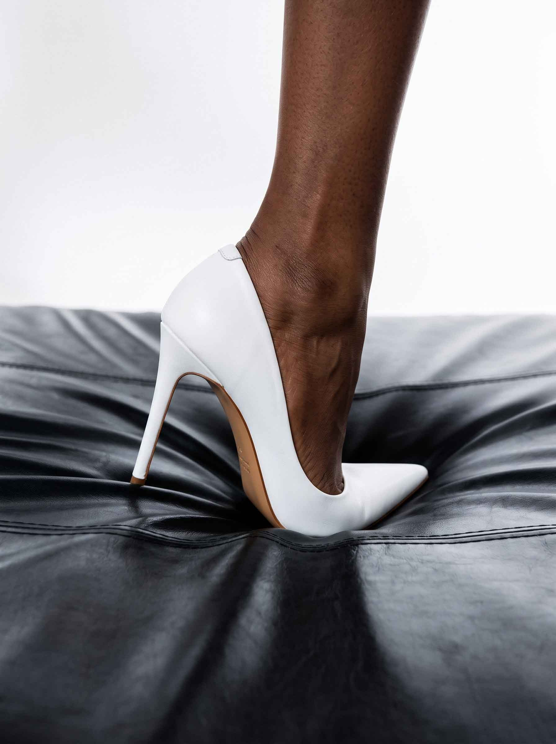 Icon Beyaz Deri Stiletto