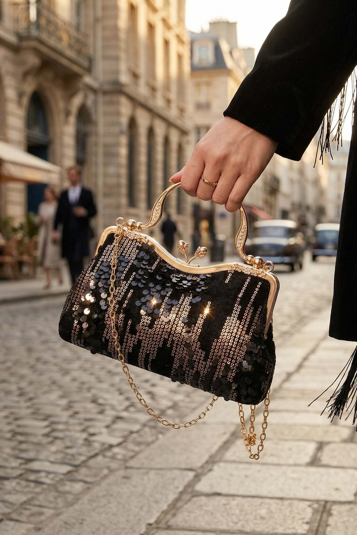 Kadın Siyah Kadife Gold Pullu Clutch