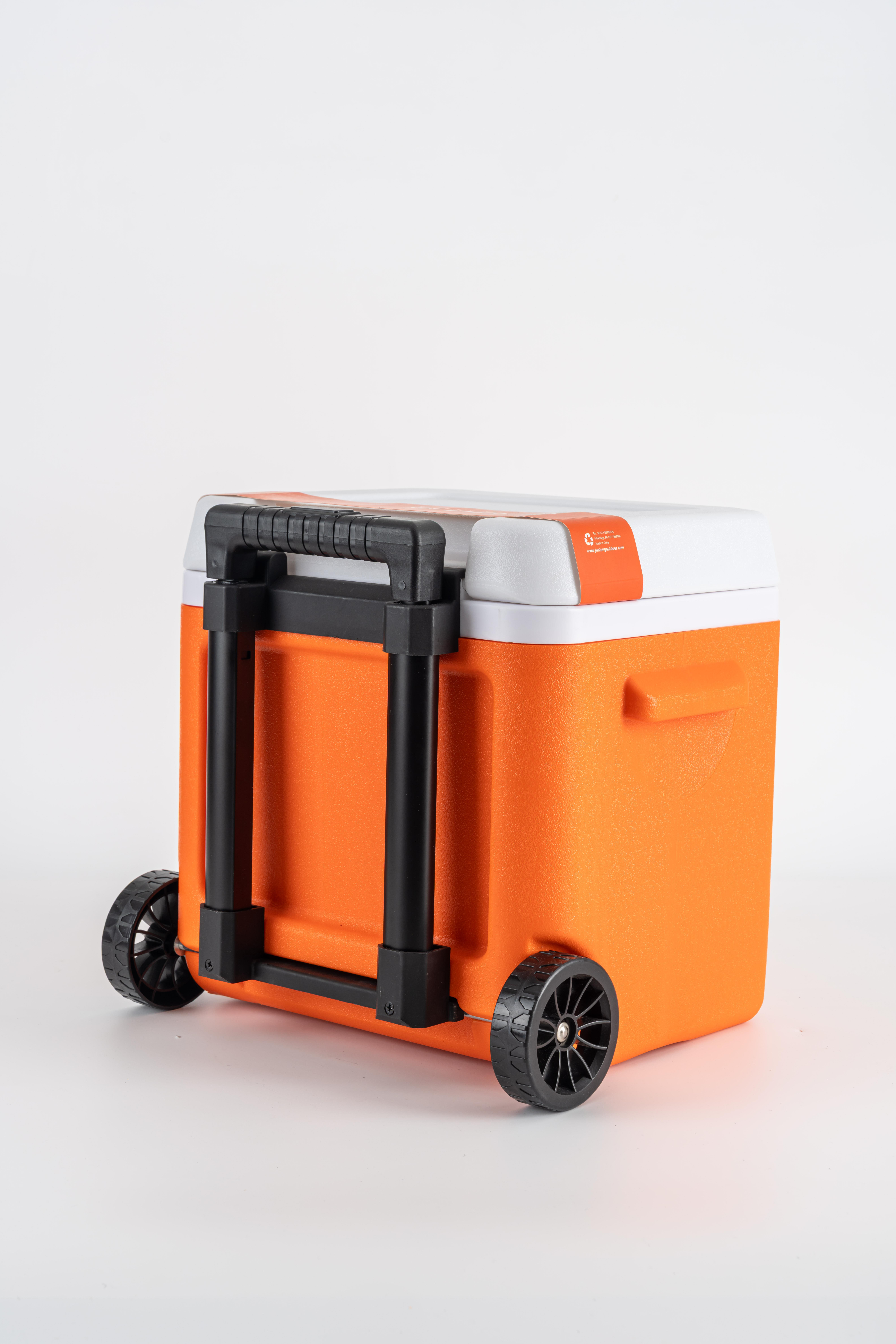 TERMOS TEKERLEKLİ 18LT - 013