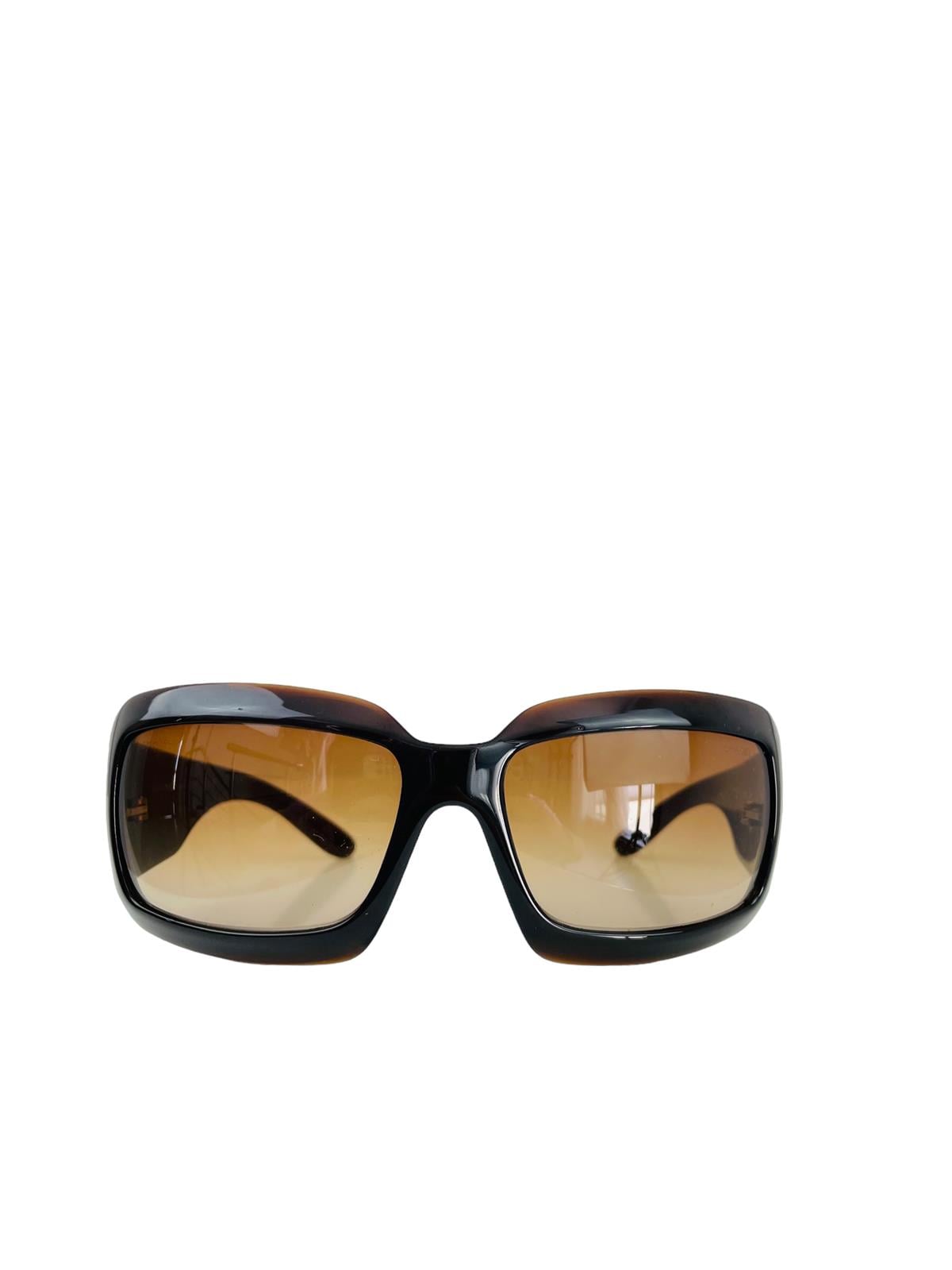  BROWN CC LOGO SUNGLASSES