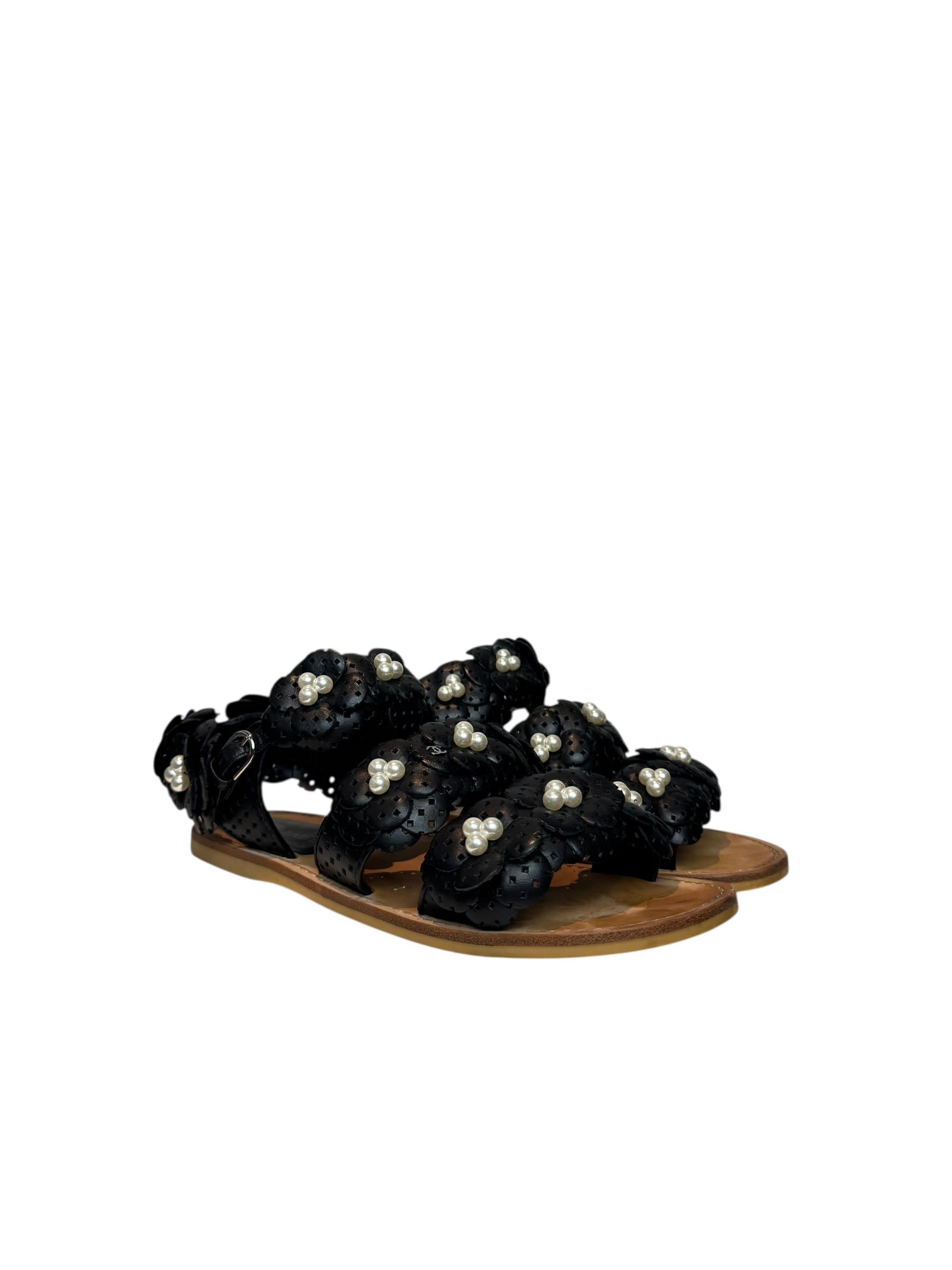 CHANEL BLACK CAMELIA LEATHER SANDALS